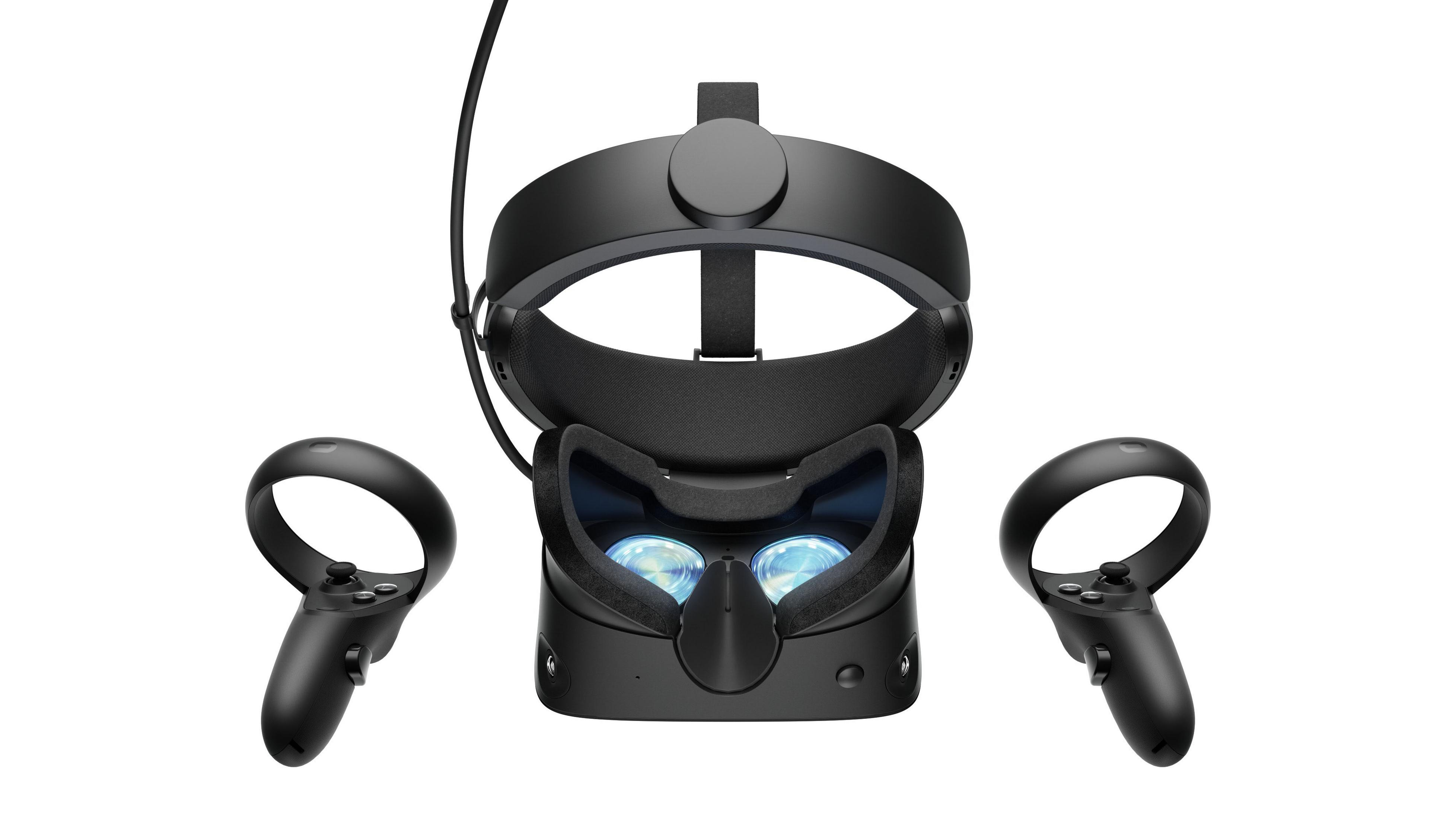 Schwarzes Oculus Rift S VR-Headset und Controller. Das Headset hat Linsen und ein Kopfband. Weißer Hintergrund.