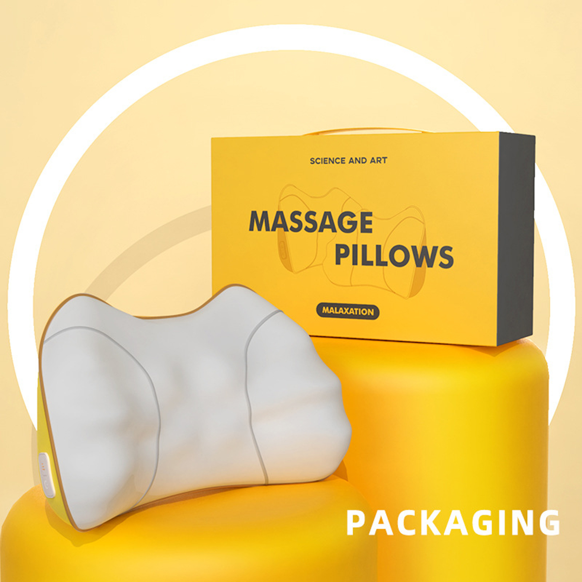 Ein weißes und gelbes Massagekissen mit einer gelben Schachtel mit der Aufschrift "Massage Pillows" wird gezeigt.
