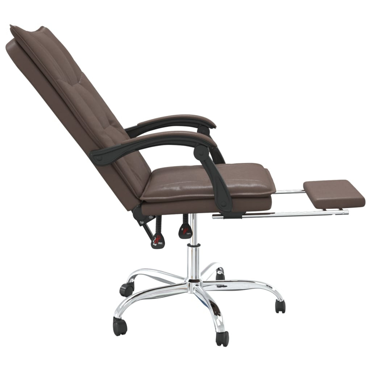 Ein brauner Leder-Bürostuhl in Liegeposition, mit ausgeklappter Fußstütze.