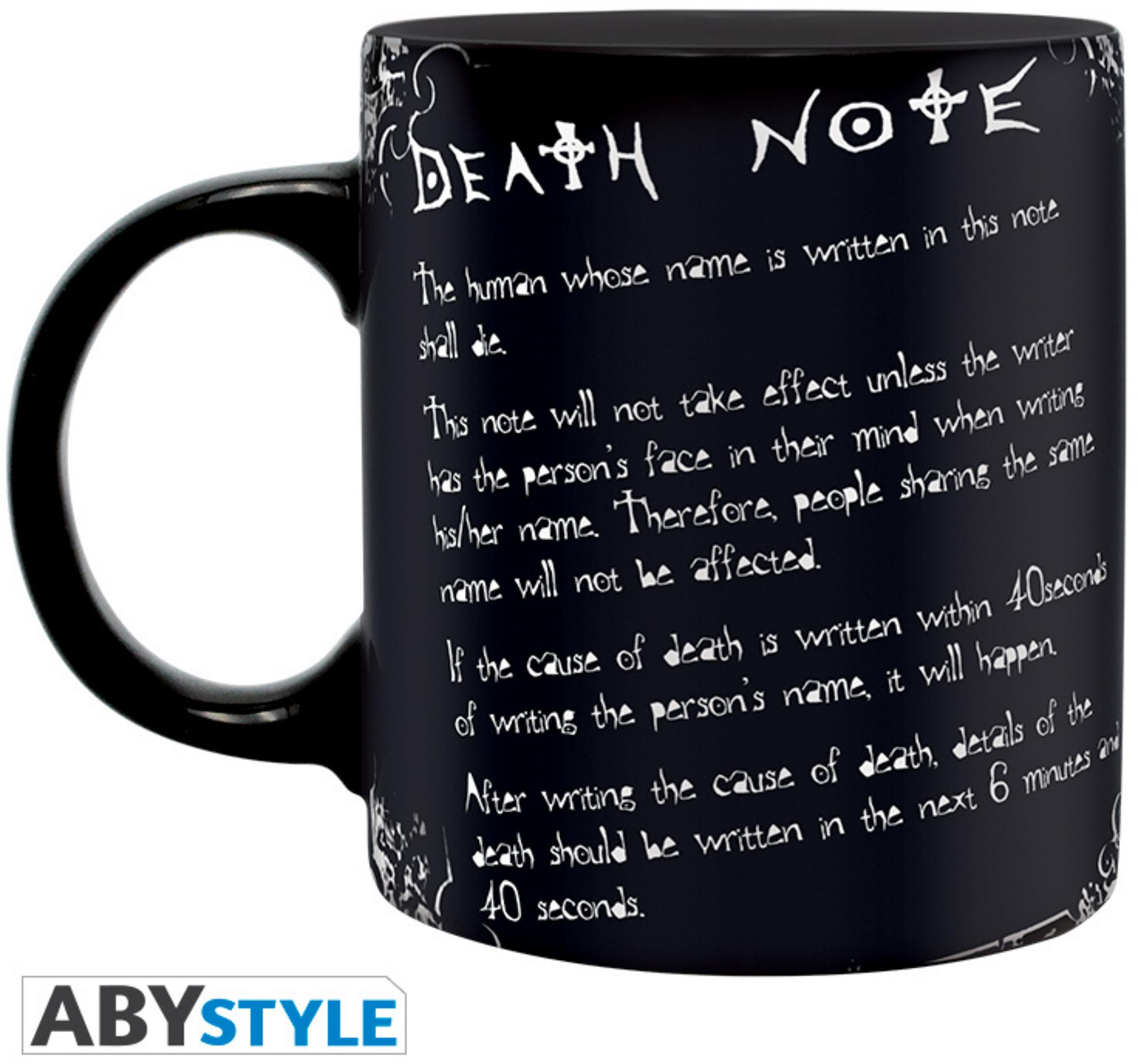 Schwarze Tasse mit weißem Text von Death Note. Weißer Text auf schwarzem Hintergrund.