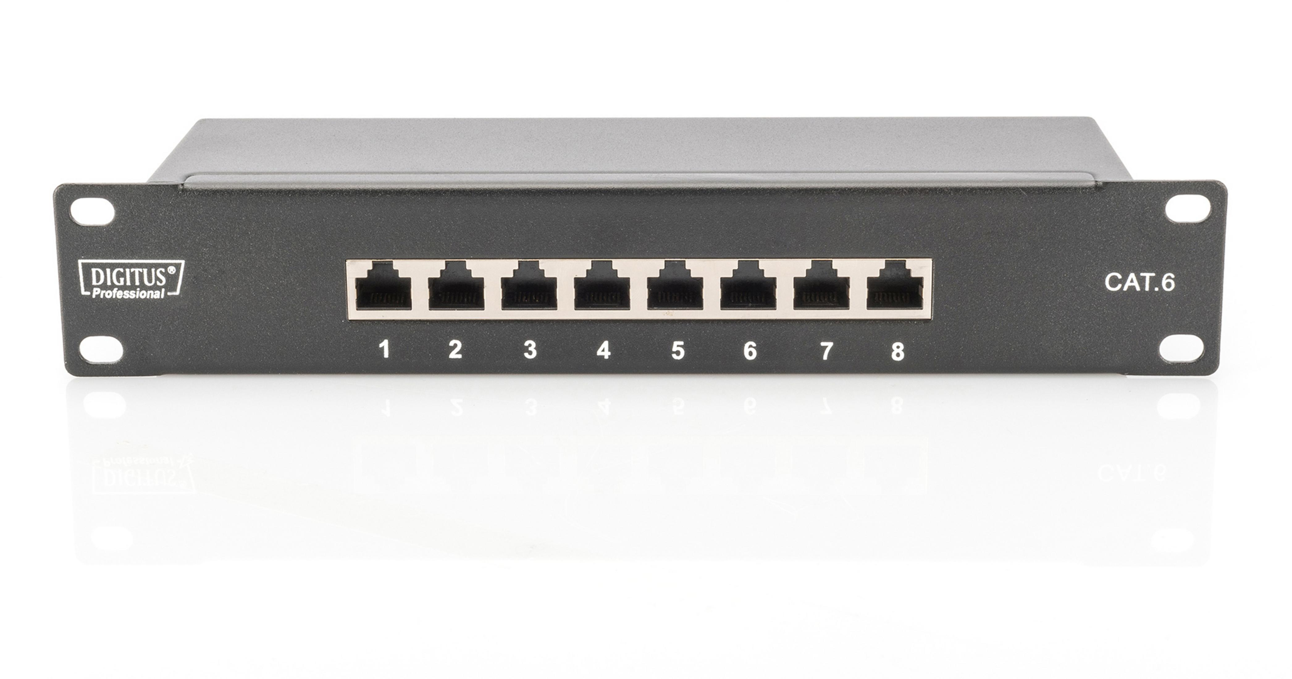 Schwarzes Netzwerk-Patchpanel mit acht Ports, beschriftet 1-8, auf weißem Hintergrund.
