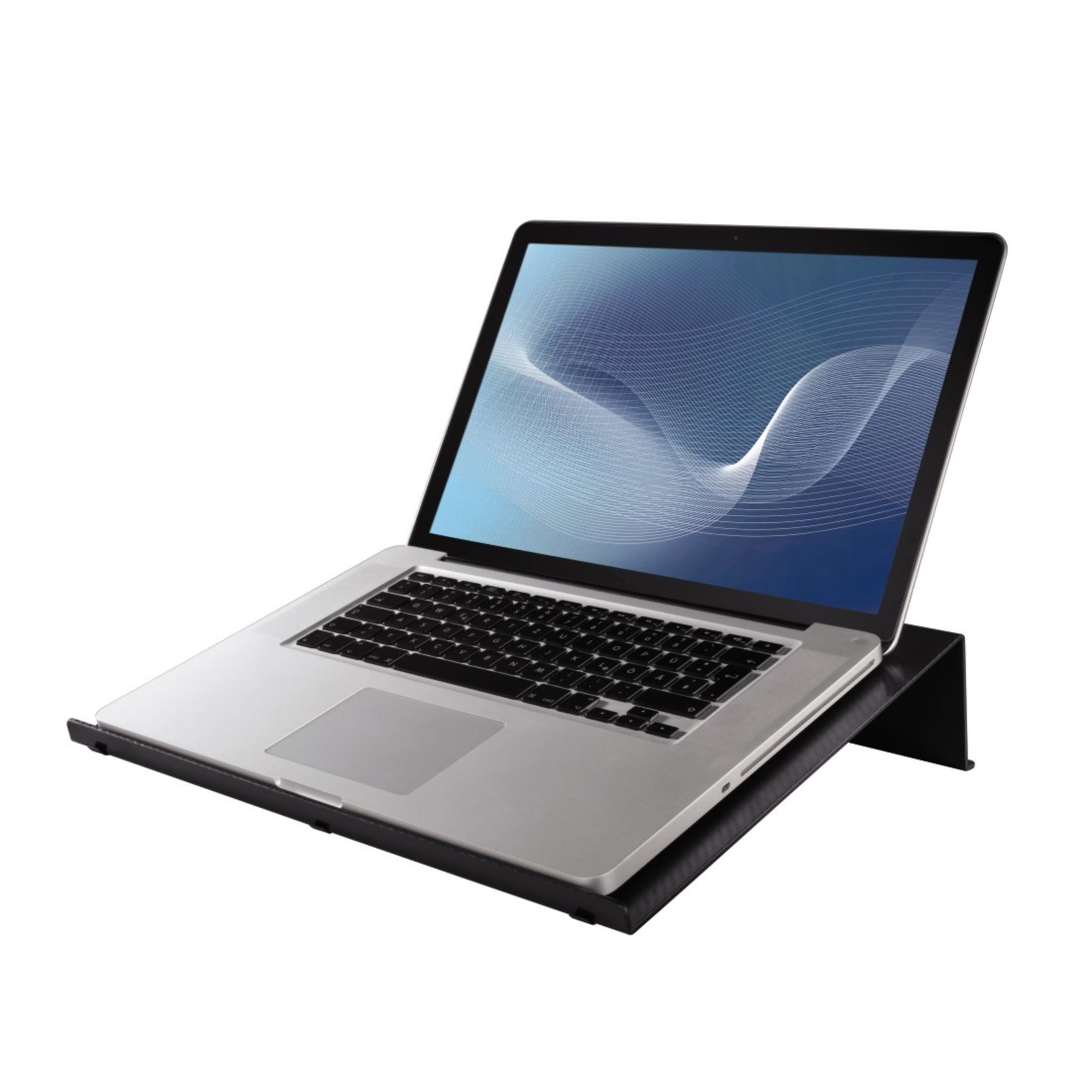 Laptop su un supporto nero. Lo schermo mostra un grafico blu e bianco. Sfondo bianco.