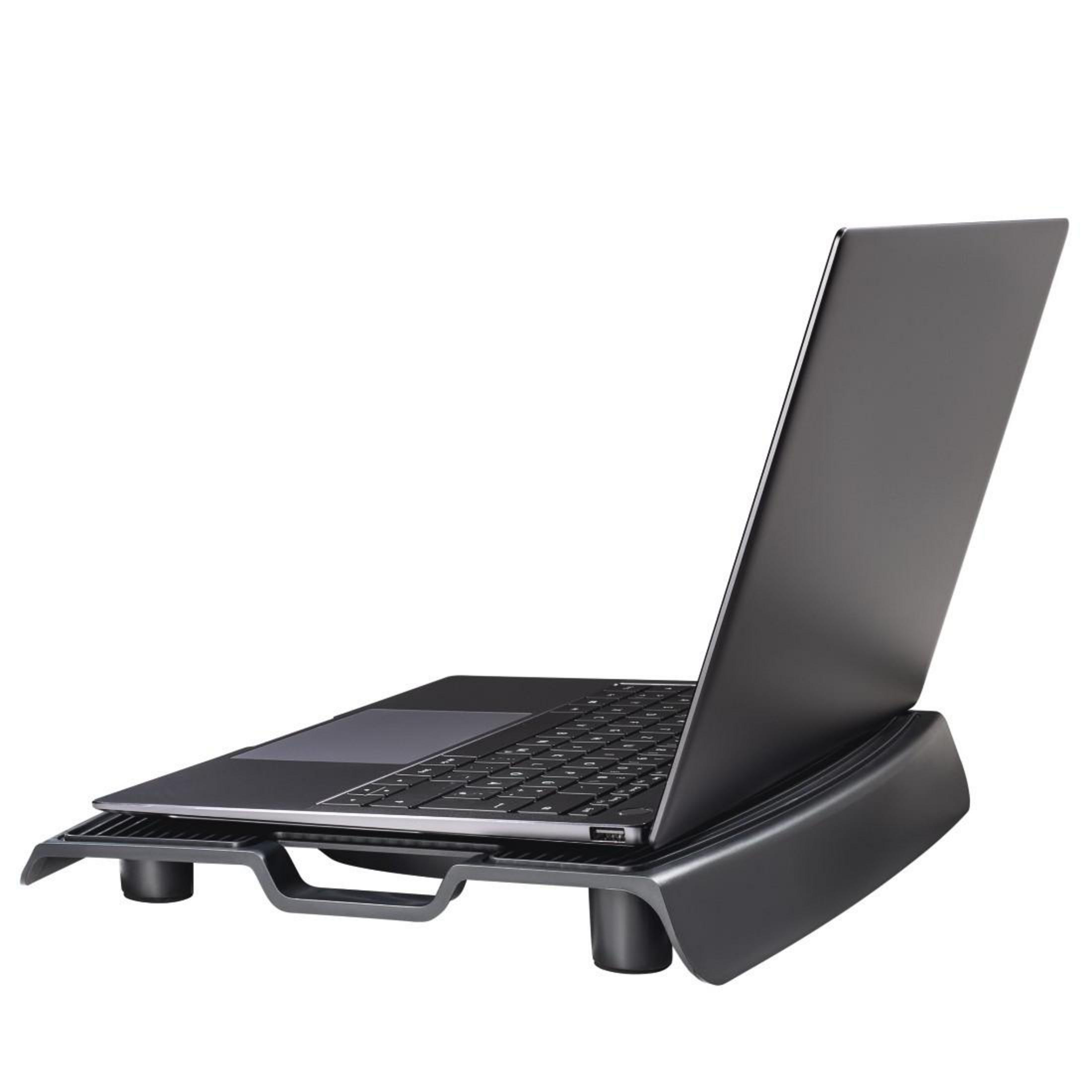 Schwarzer Laptop auf einem schwarzen Laptopständer. Der Bildschirm ist geöffnet.