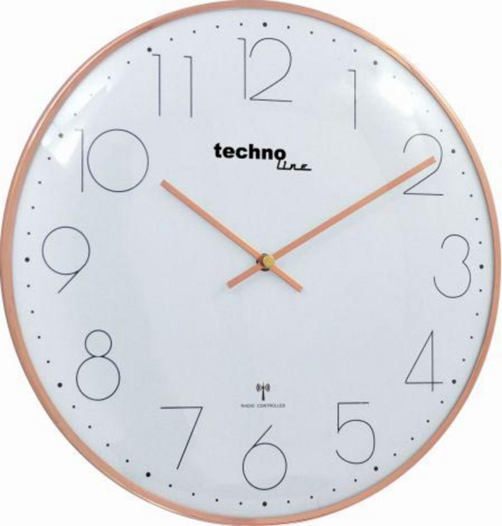 Runde weiße Uhr mit schwarzen Zahlen und Zeigern. Die Uhr hat einen kupferfarbenen Rahmen und die Marke techno line.