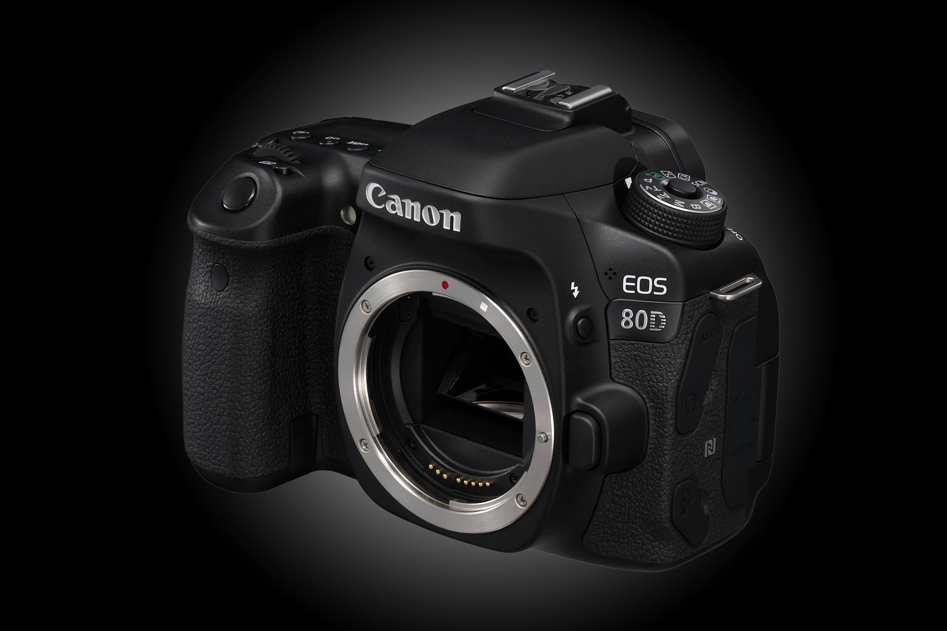 Canon EOS 80D ボディ CANON EOS 80 D BODY Spiegelreflexkamera, 24,2 Megapixel