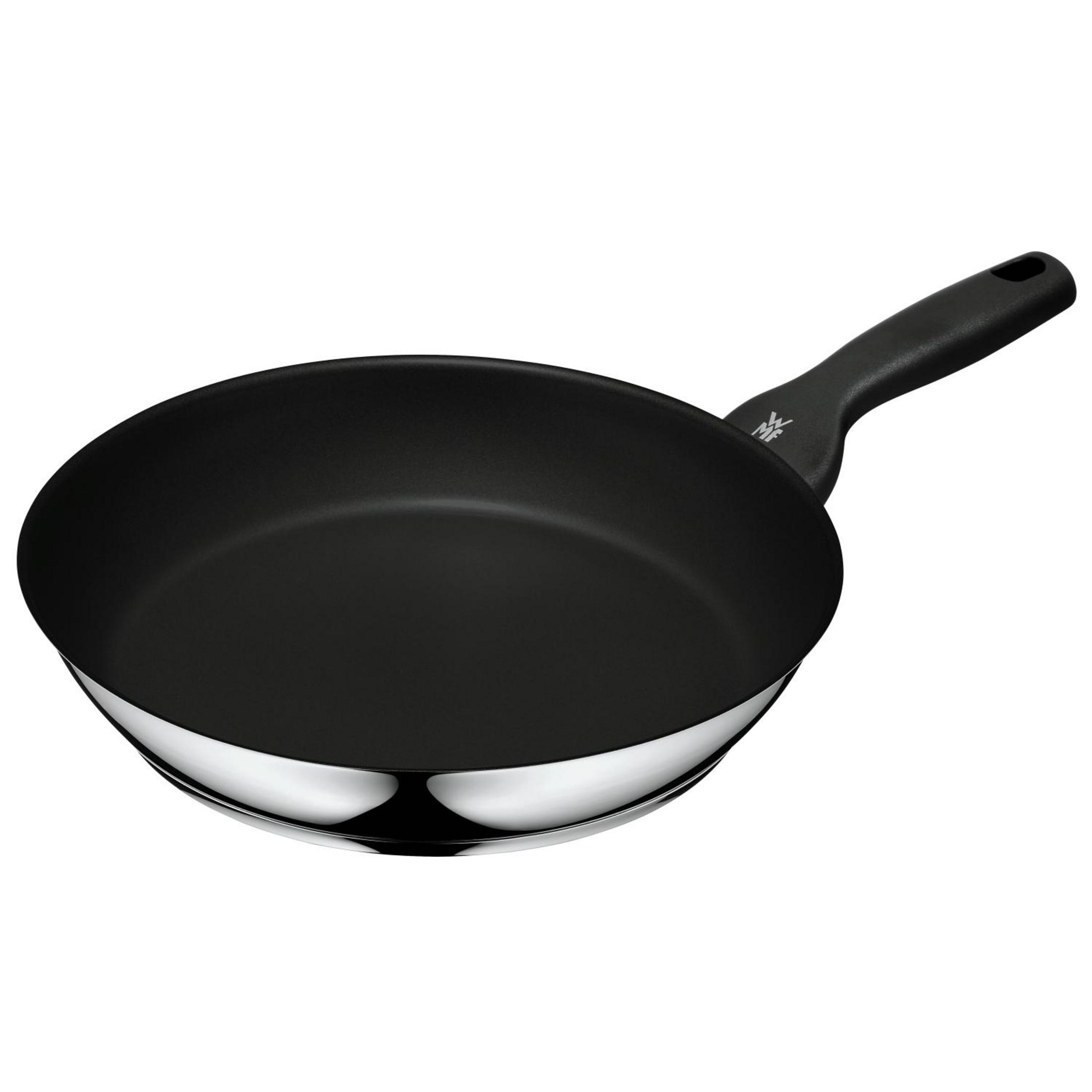 Schwarze Bratpfanne mit silbernem Rand und schwarzem Griff auf weißer Oberfläche.