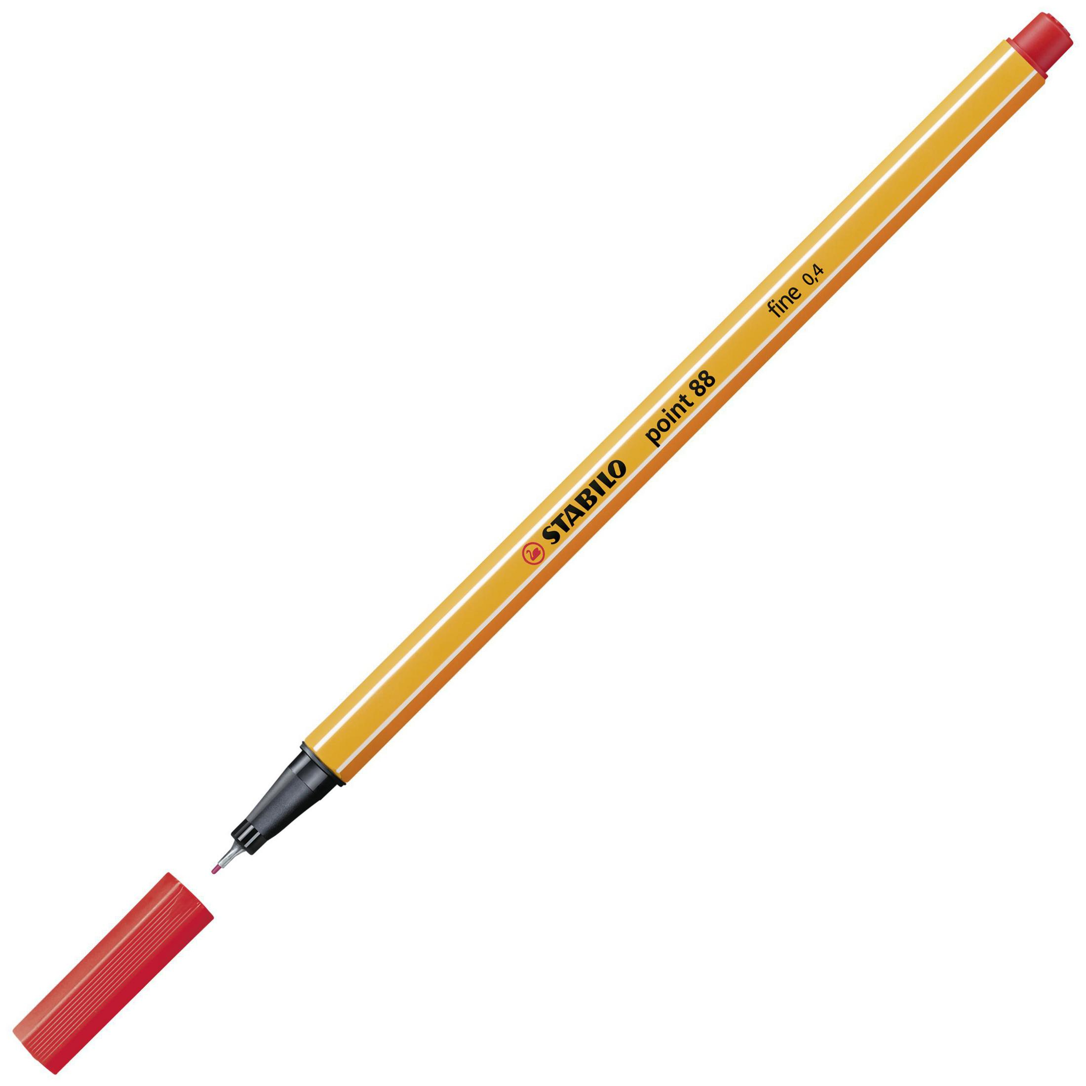 Ein gelber Stift mit roter Kappe, die Kappe ist ab. Er hat schwarze Tinte und eine feine 0,4 Spitze.