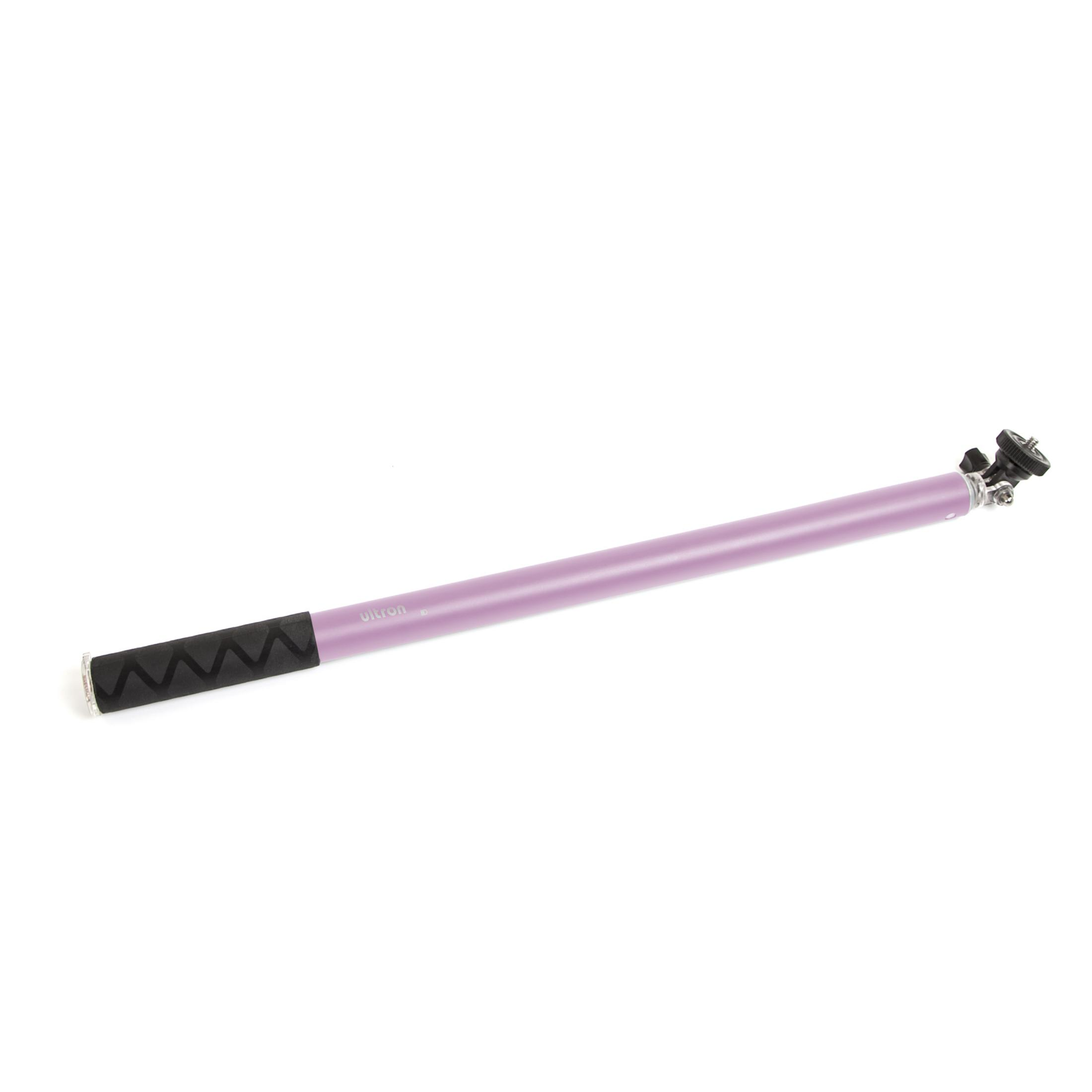 Ein lila Selfie-Stick auf weißem Hintergrund. Der Griff hat einen schwarzen Griff.