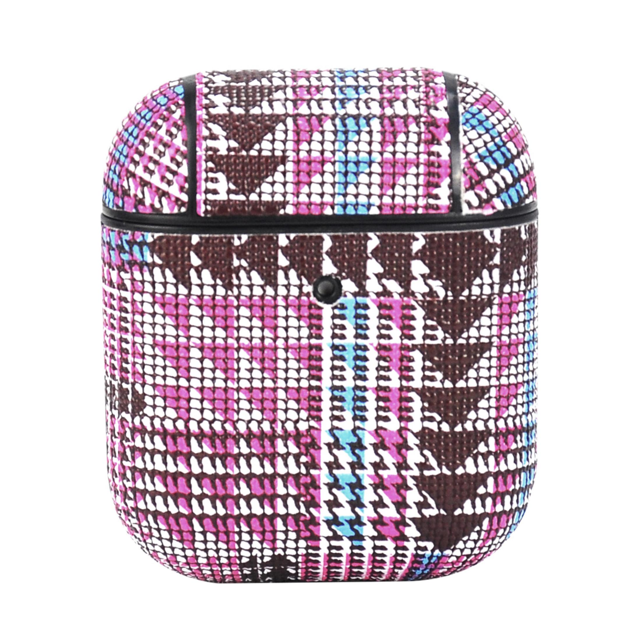 Ein AirPods-Etui mit Karomuster. Es ist eine Mischung aus Lila, Rosa, Blau und Weiß.