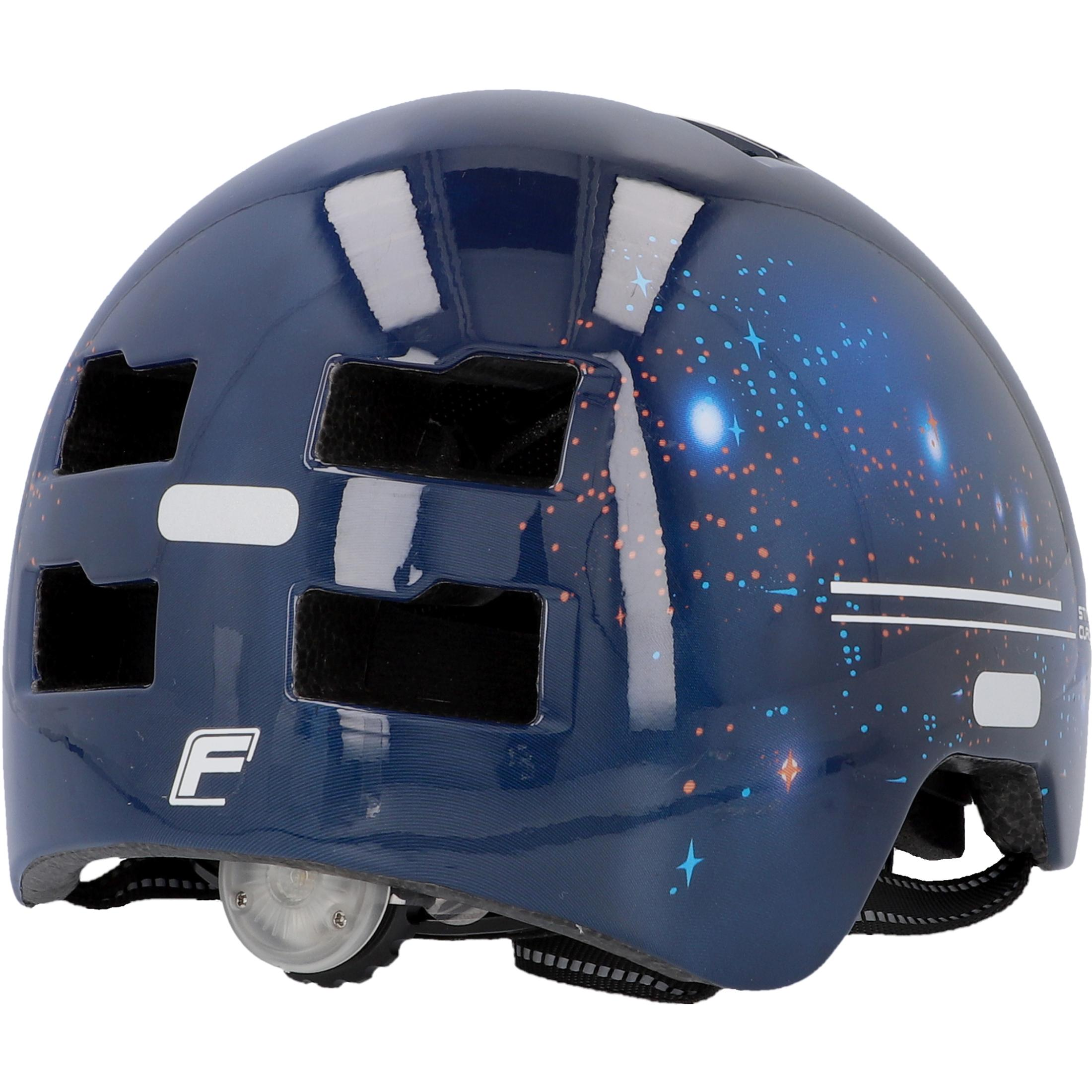 Dunkelblauer Fahrradhelm mit Sterndesign. Sichtbare Licht- und Belüftungsdetails.