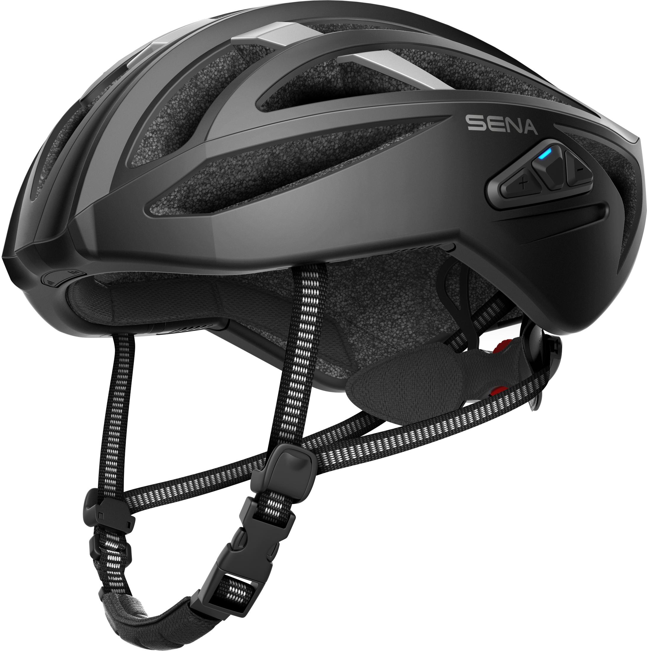 Schwarzer Fahrradhelm mit schickem Design. Er hat einen Riemen und das Wort 'SENA'.