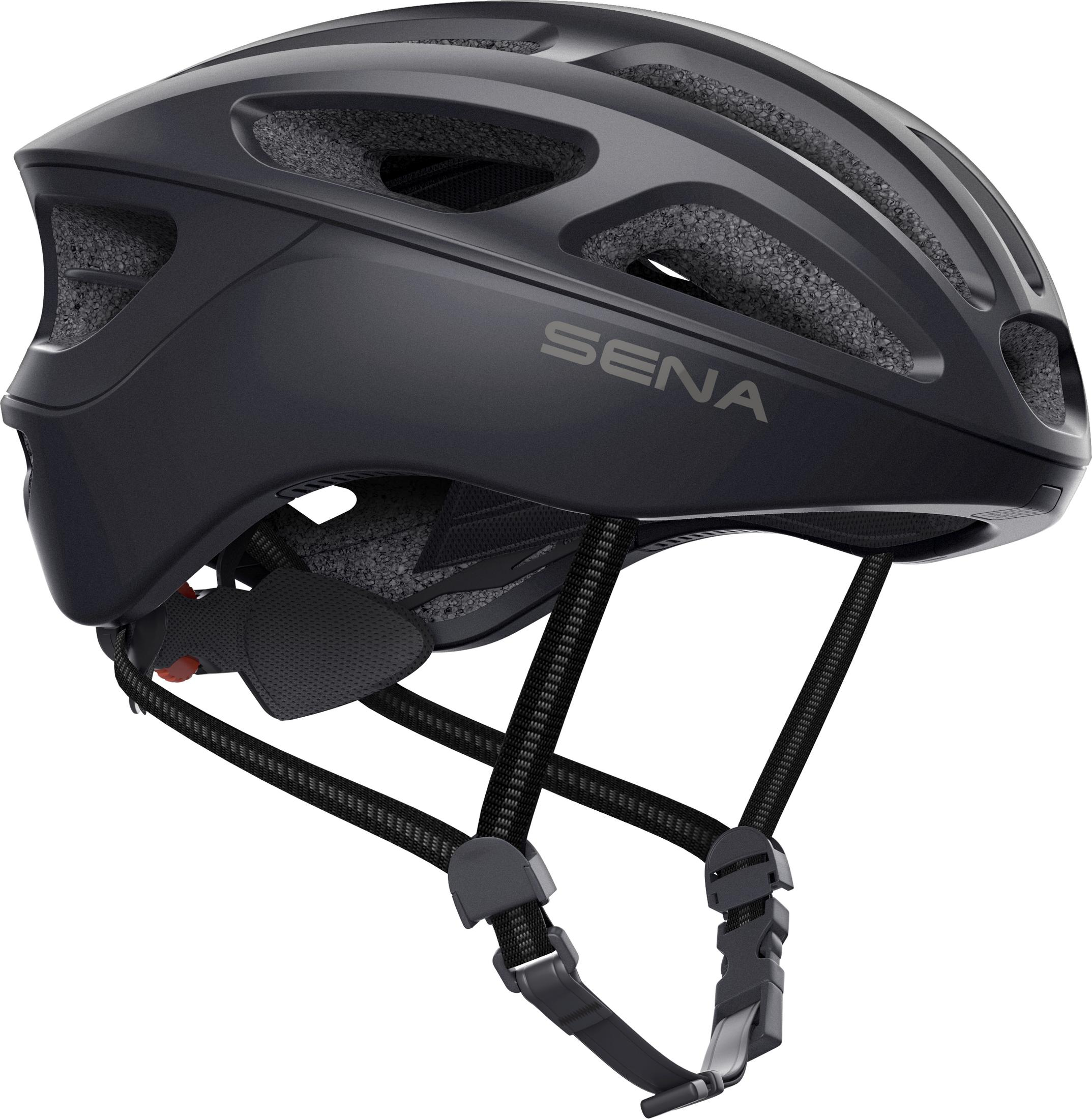 Ein schwarzer Fahrradhelm mit dem Wort SENA an der Seite, auf weißem Hintergrund.