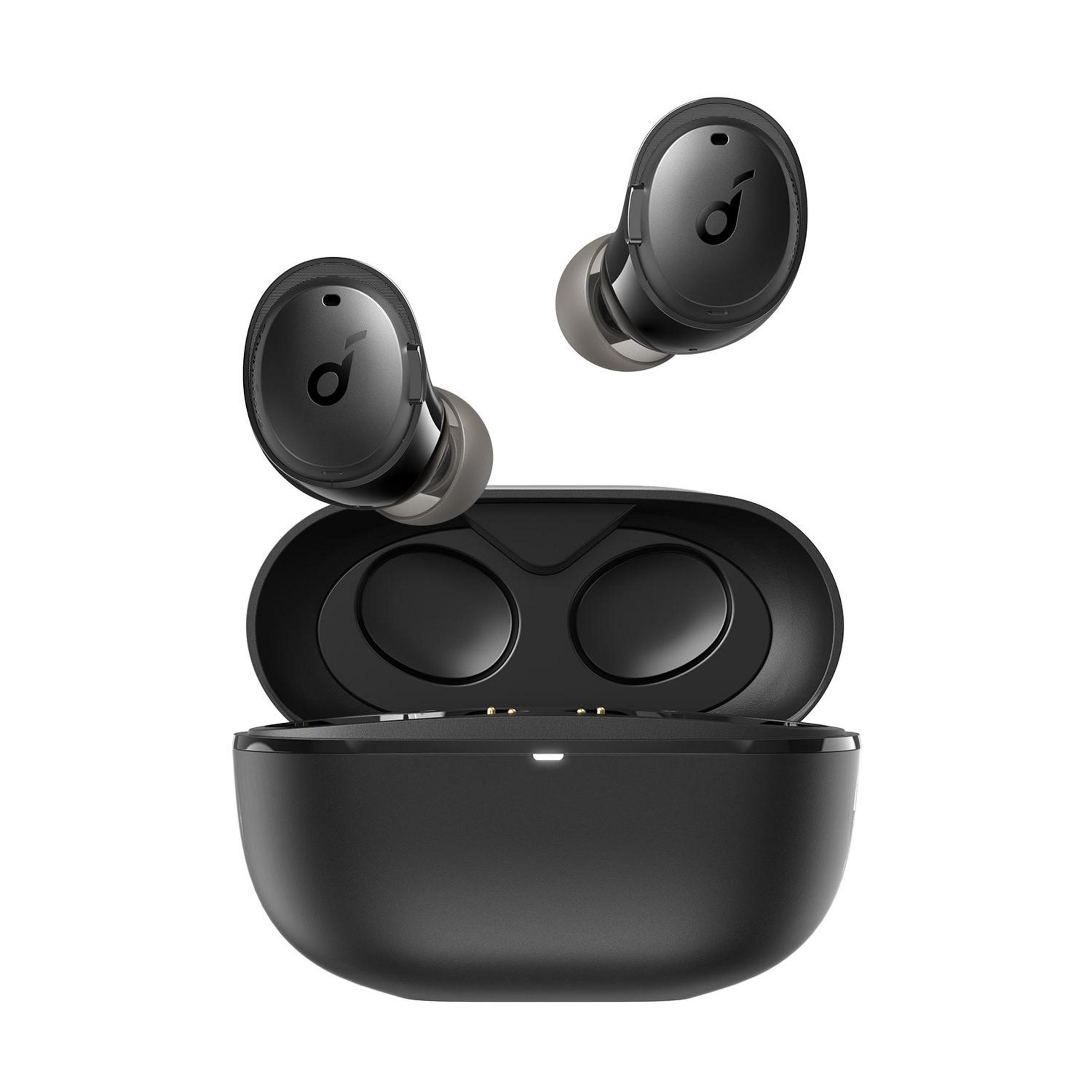Auriculares inalámbricos negros en su estuche de carga. Un auricular está fuera del estuche.