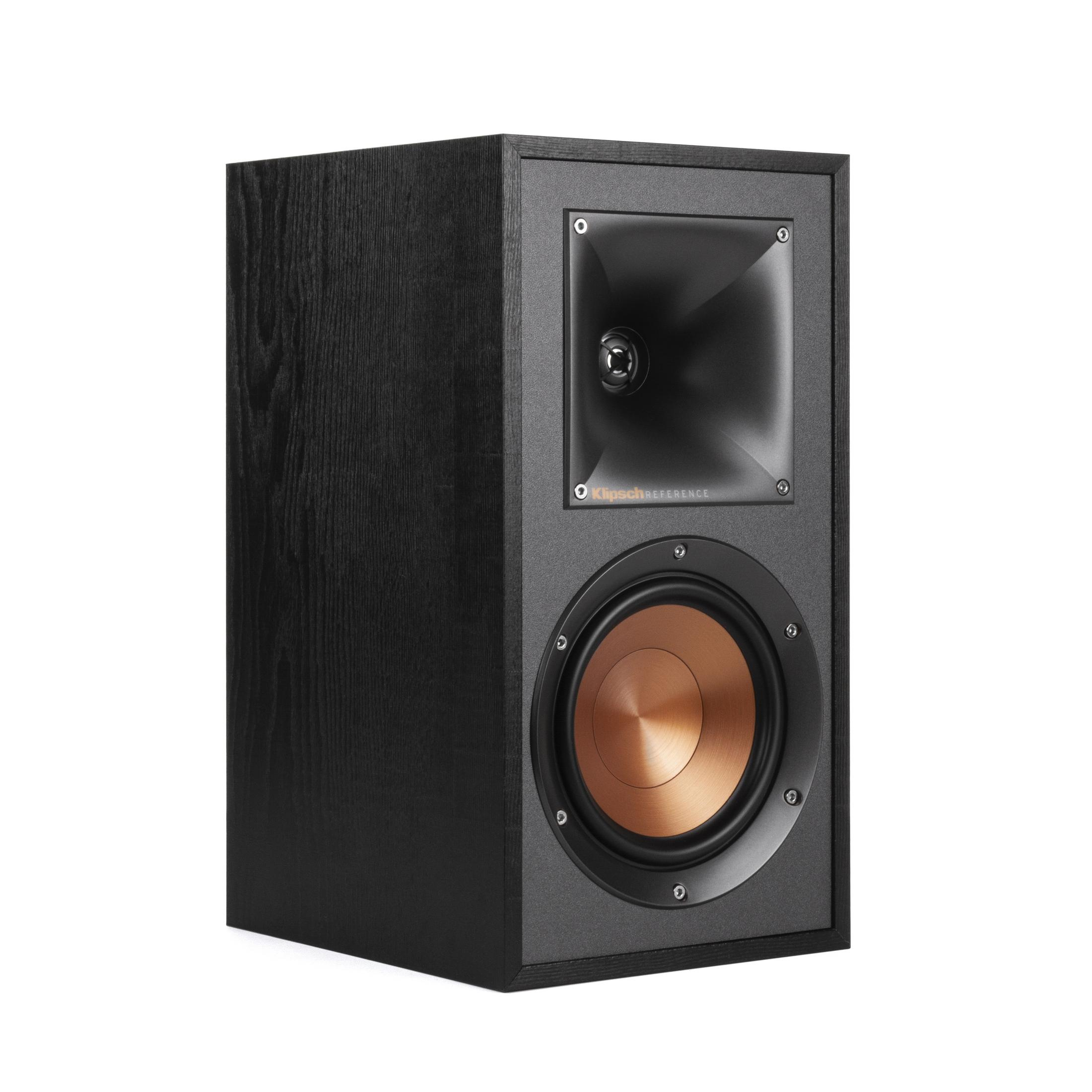 Altoparlante nero con cono dell'altoparlante color rame e logo Klipsch Reference. Scatola nera solida.