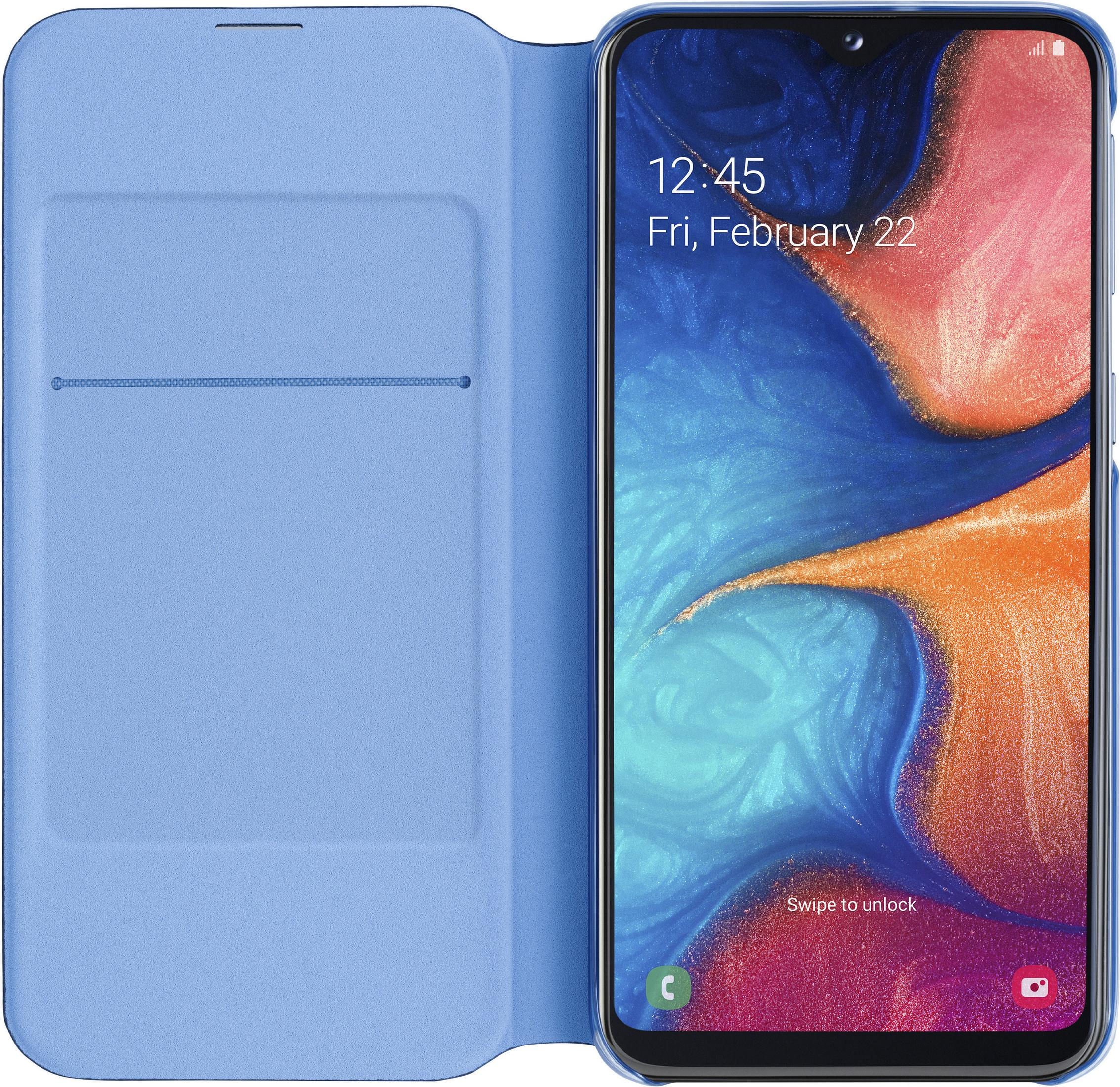 Blaue Handyhülle mit Telefon darin. Der Telefonbildschirm zeigt Zeit und Datum.