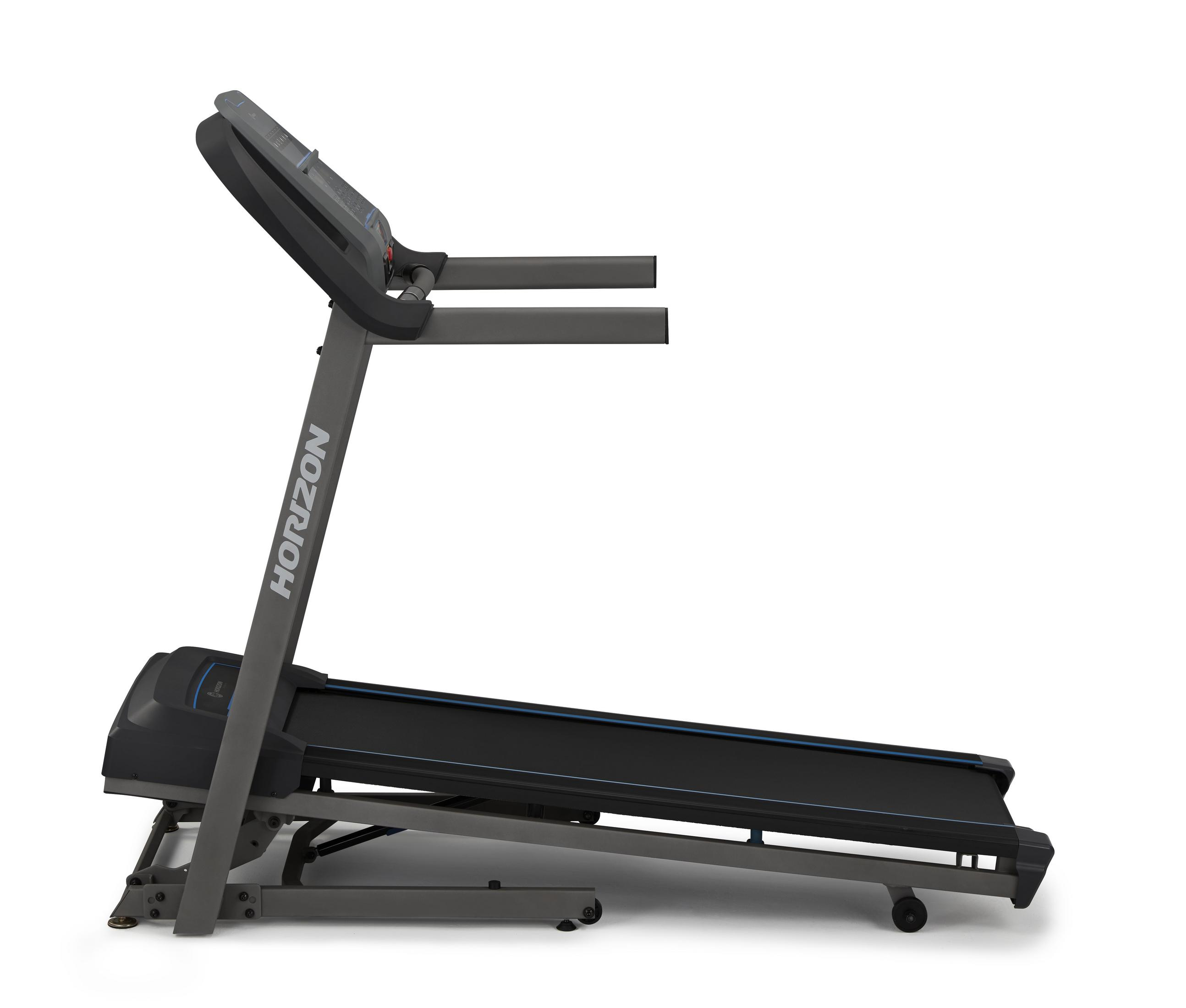 Bieżnia na białym tle. Na maszynie wyświetlana jest nazwa marki Horizon.