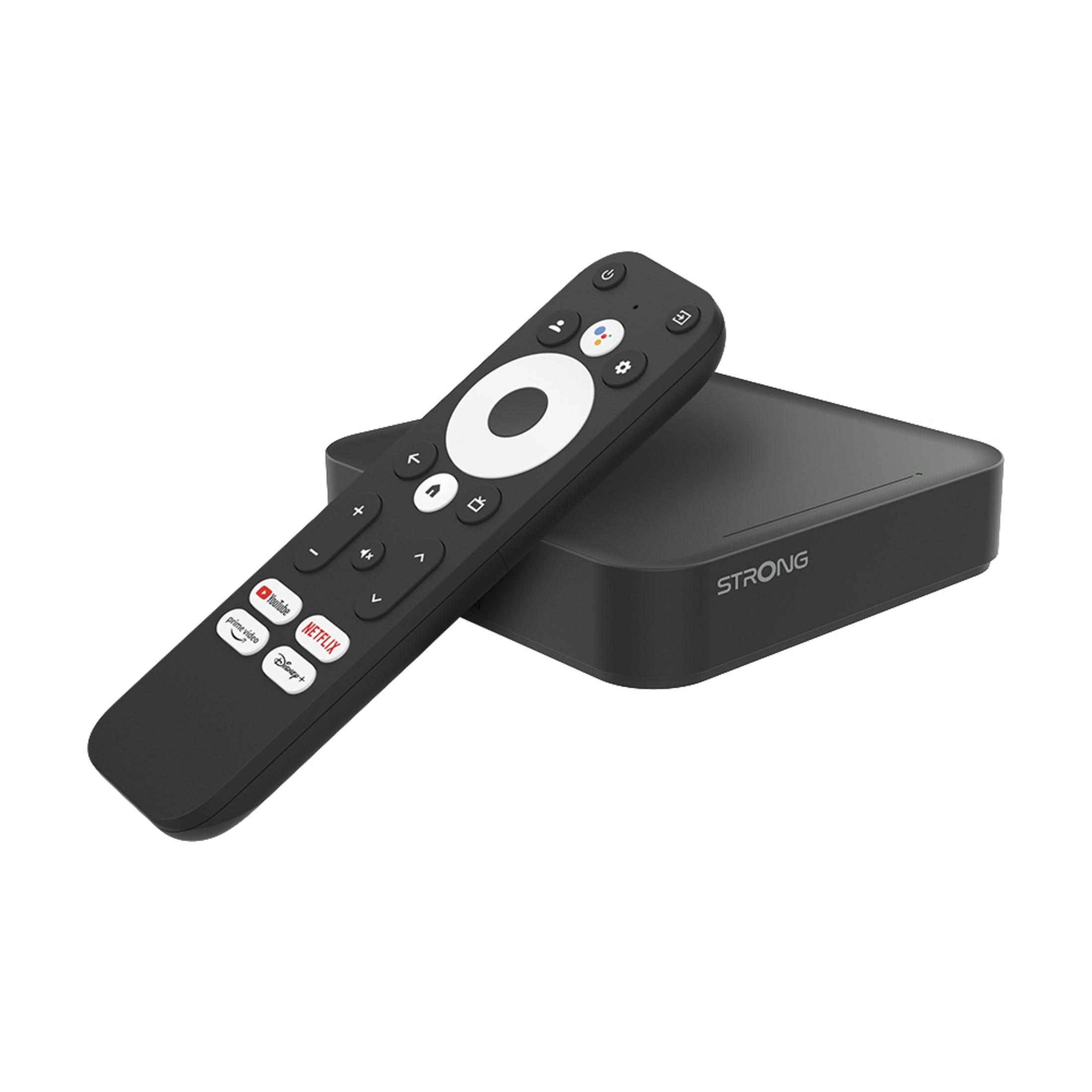 Una caja de TV STRONG negra con un mando a distancia, sobre un fondo blanco.