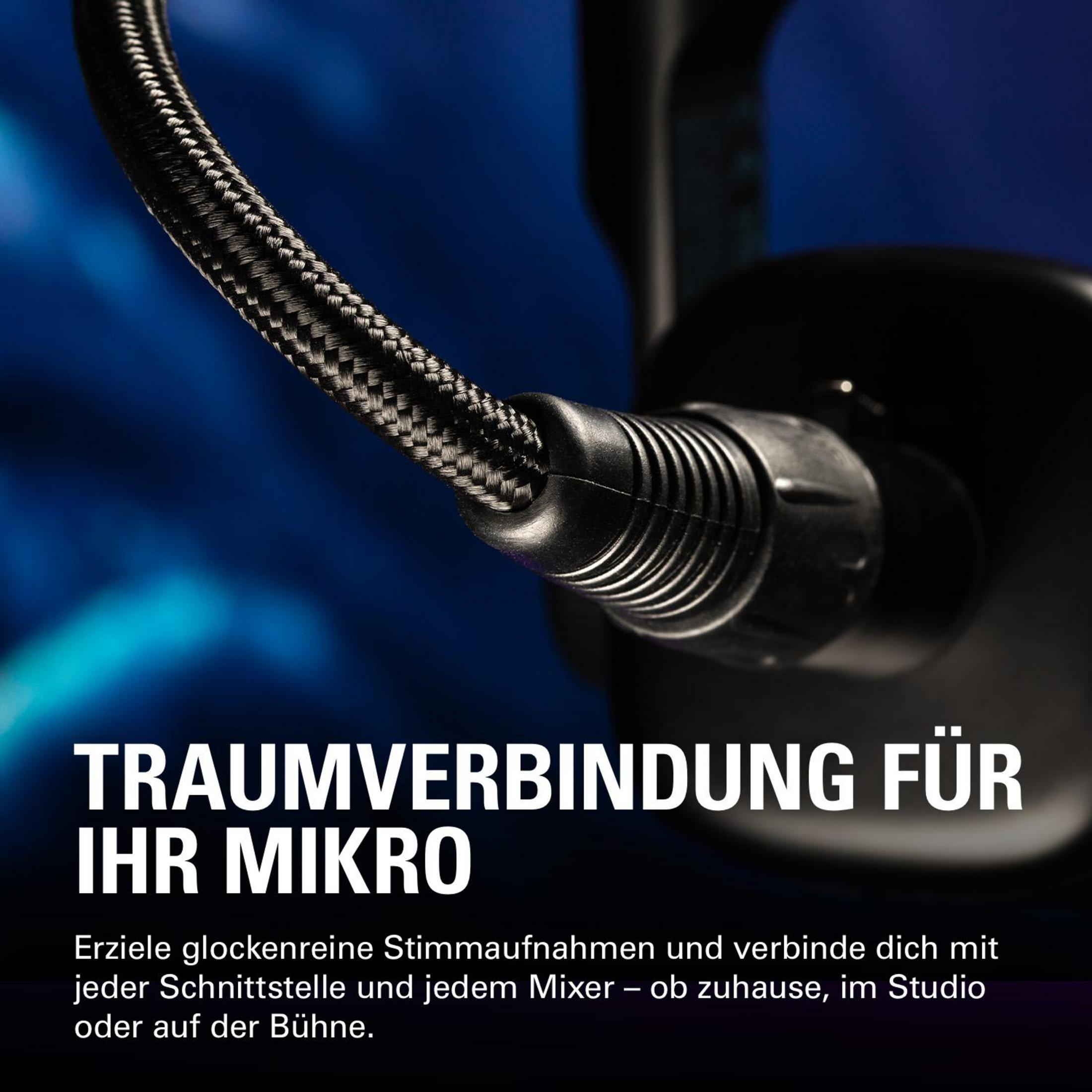 Nahaufnahme eines schwarzen Mikrofonkabels mit blauem Hintergrund.