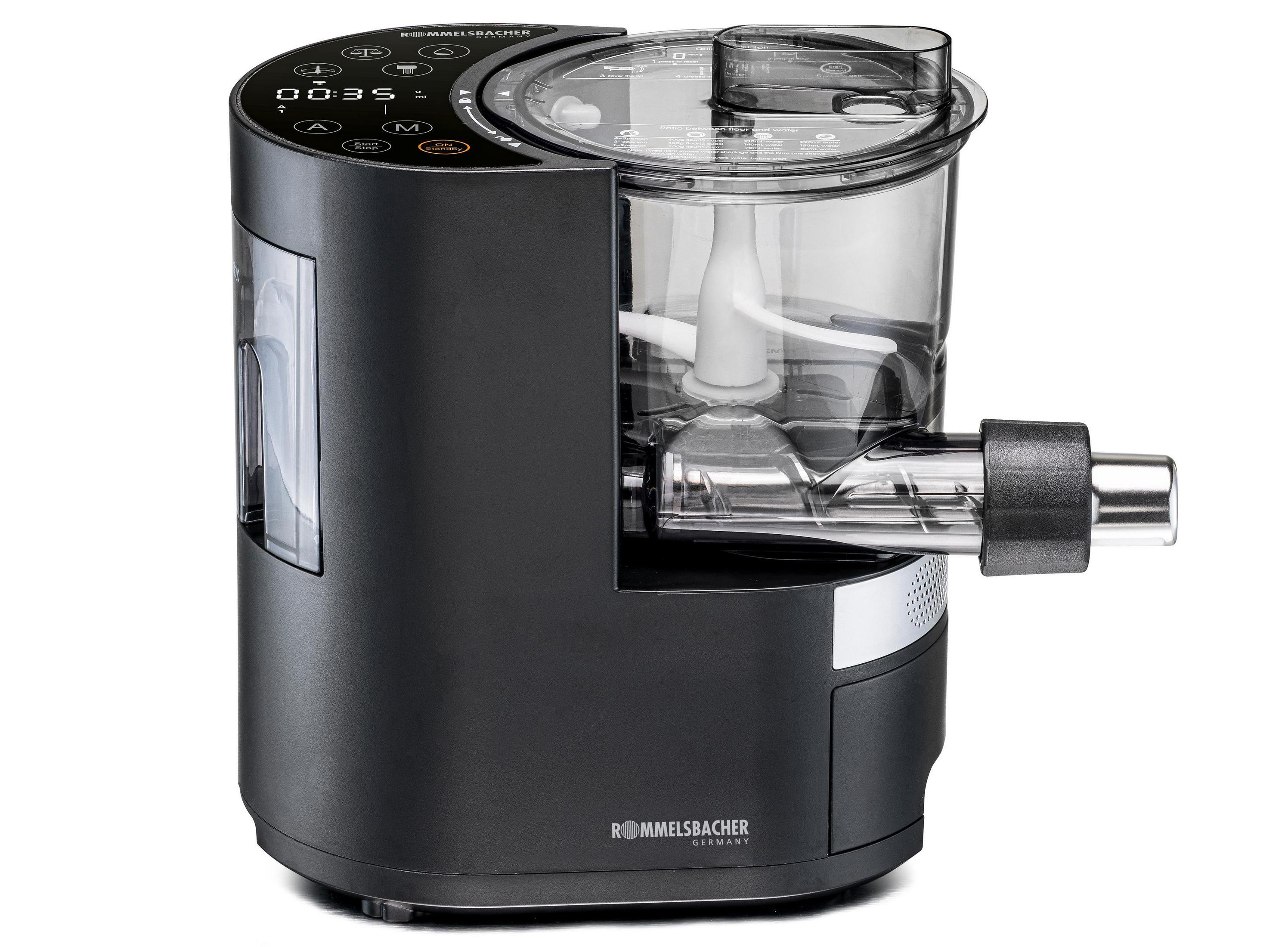 Schwarze Rommelsbacher Nudelmaschine, weißer Hintergrund.