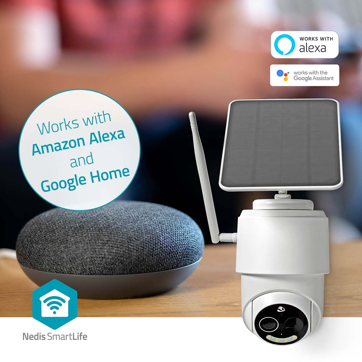 Kamera bezpieczeństwa inteligentnego domu z panelem słonecznym i głośnikiem. Współpracuje z Alexą i Google Home.