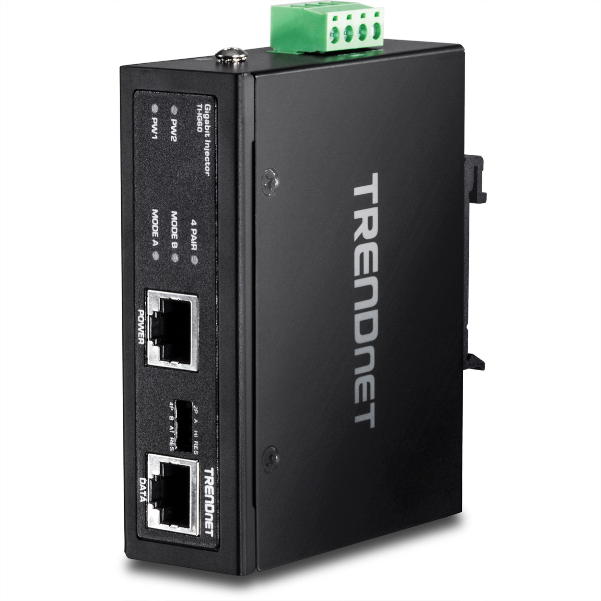Ein schwarzer TRENDnet Gigabit Injector. Es hat Anschlüsse und Beschriftungen für Strom und Daten.