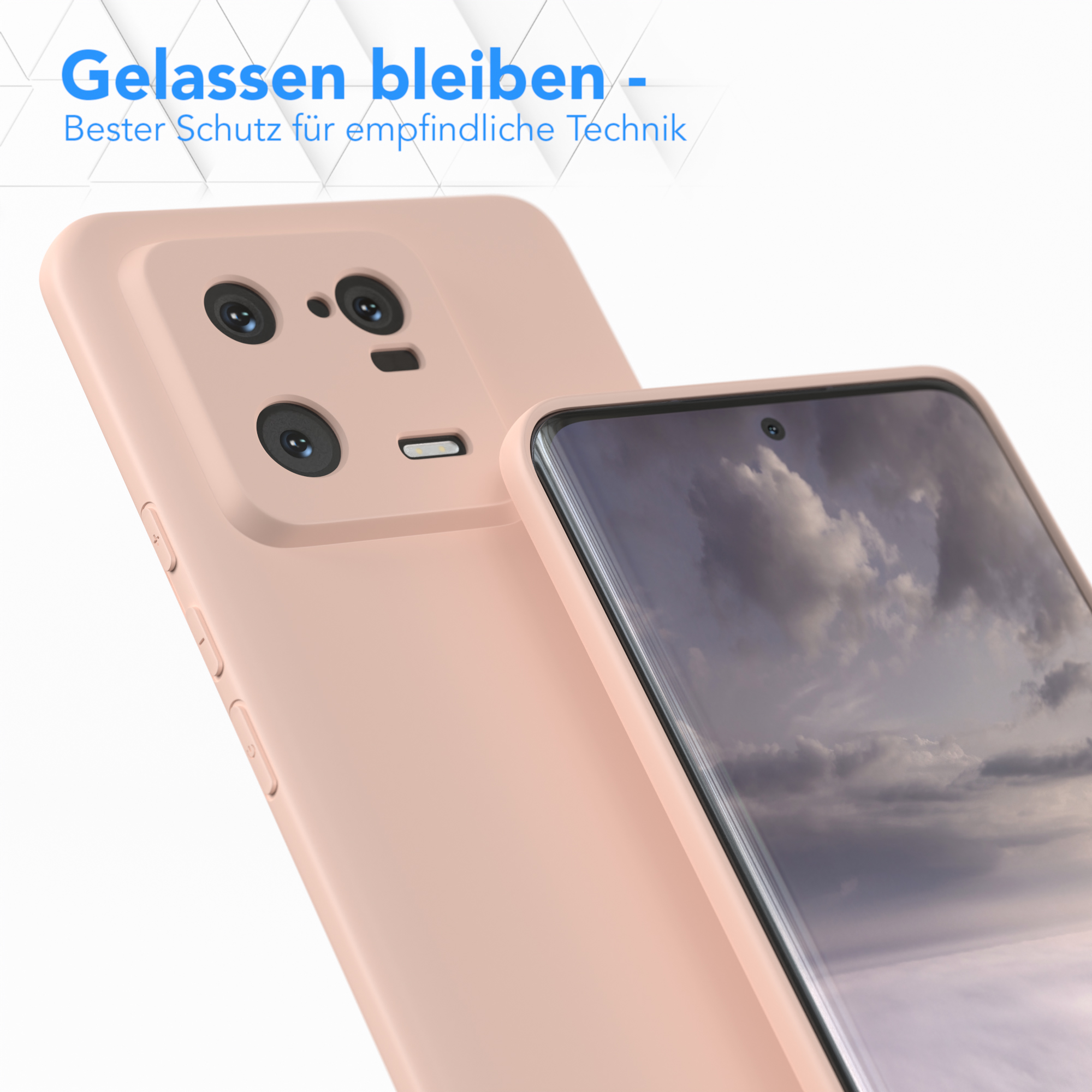 Eine rosa Handyhülle mit drei Kameralinsen, Nahaufnahme.