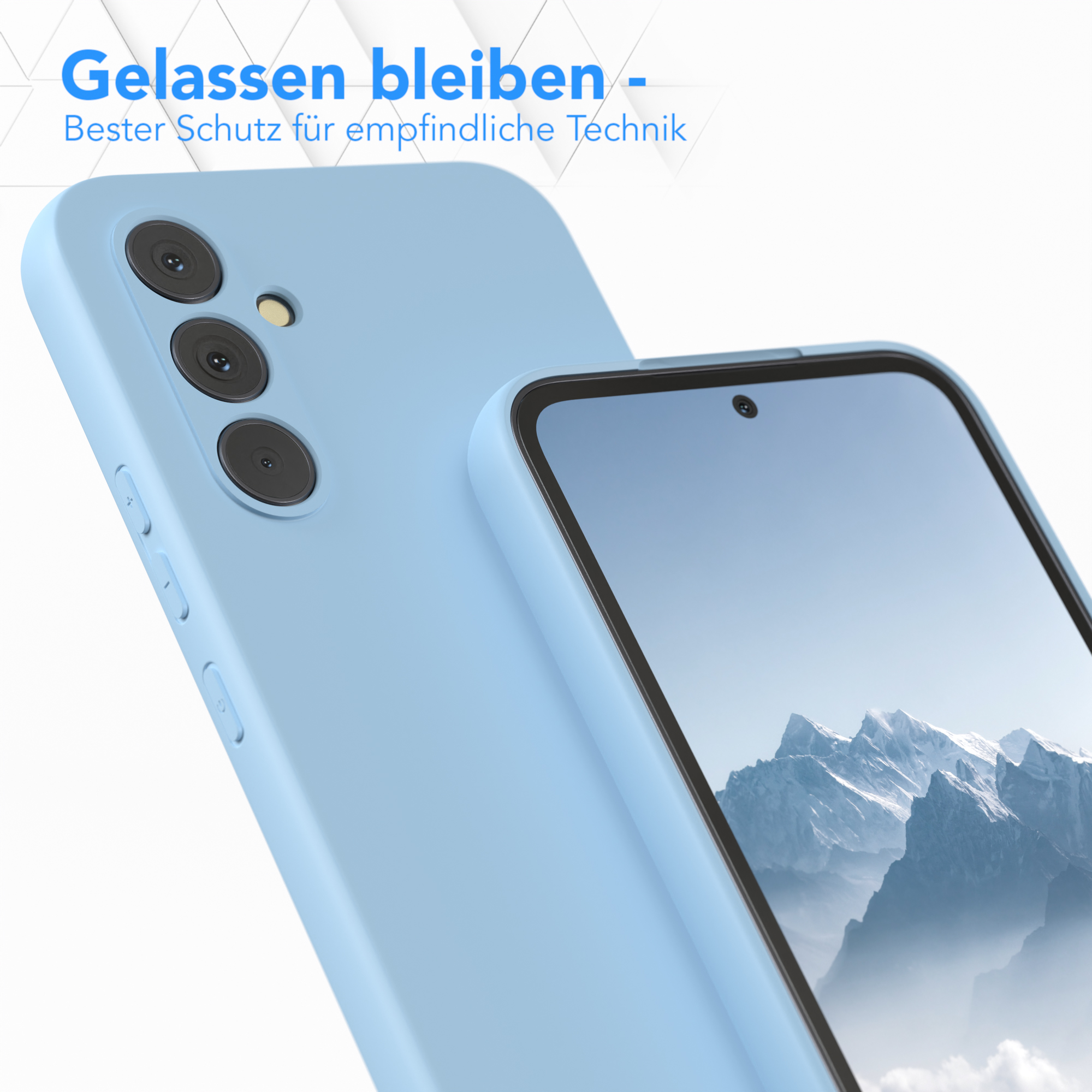 Hellblaue Handyhülle mit Telefon darin. Nahaufnahme zeigt die Kamera des Telefons und blauen Hintergrund.