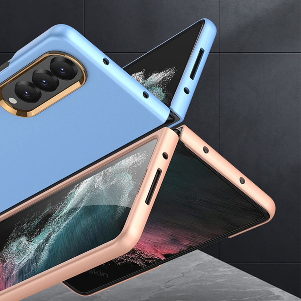 Handyhüllen in verschiedenen Farben, die zusammen gestapelt sind und das Telefondesign zeigen.