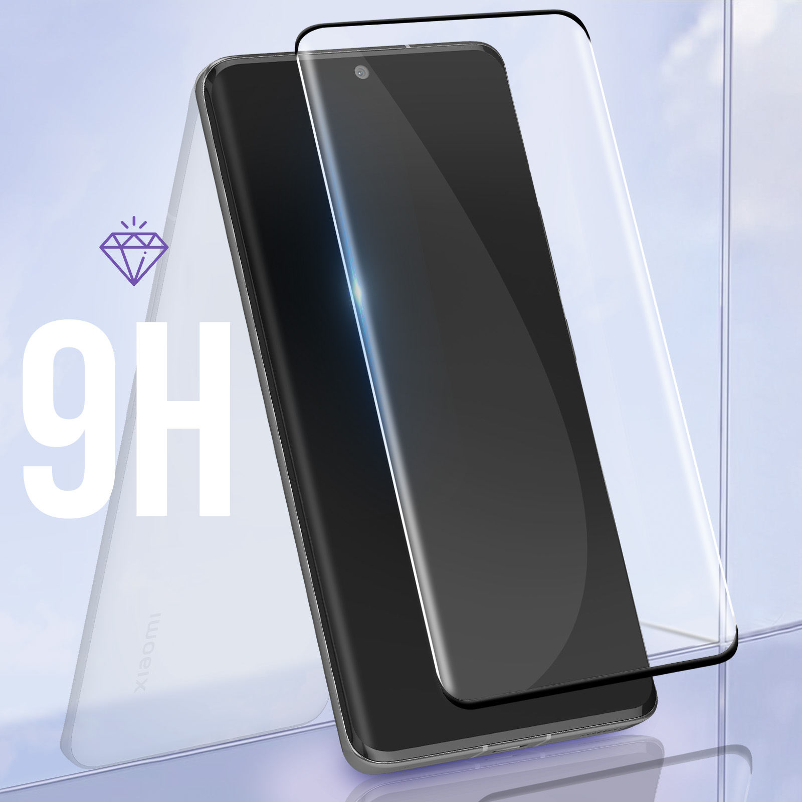 Telefono con protezione schermo. Simboli diamante e 9H visibili. Il telefono è nero.