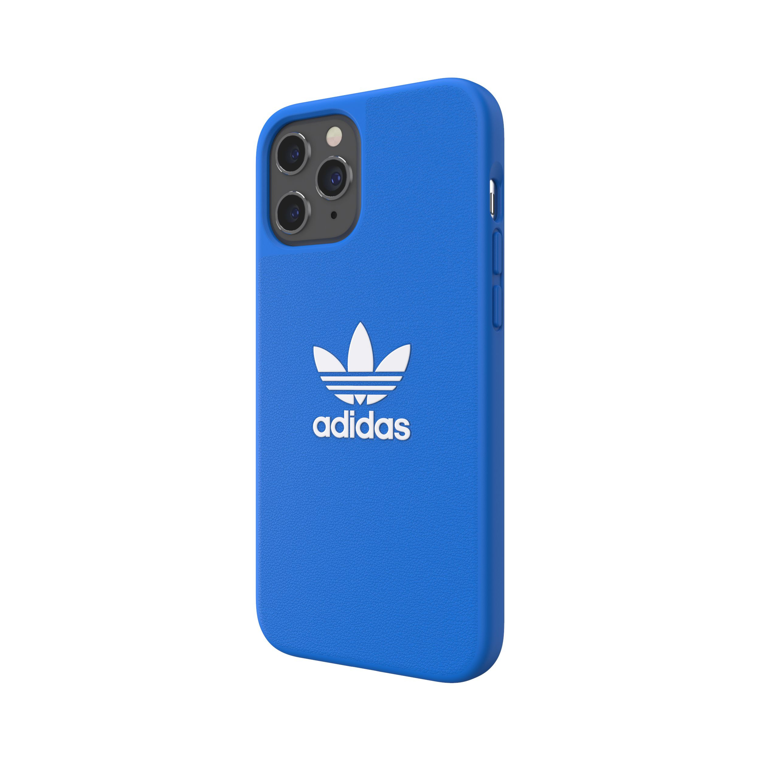 Una funda azul para teléfono con el logo de Adidas en blanco. El teléfono tiene lentes de cámara y botones laterales.