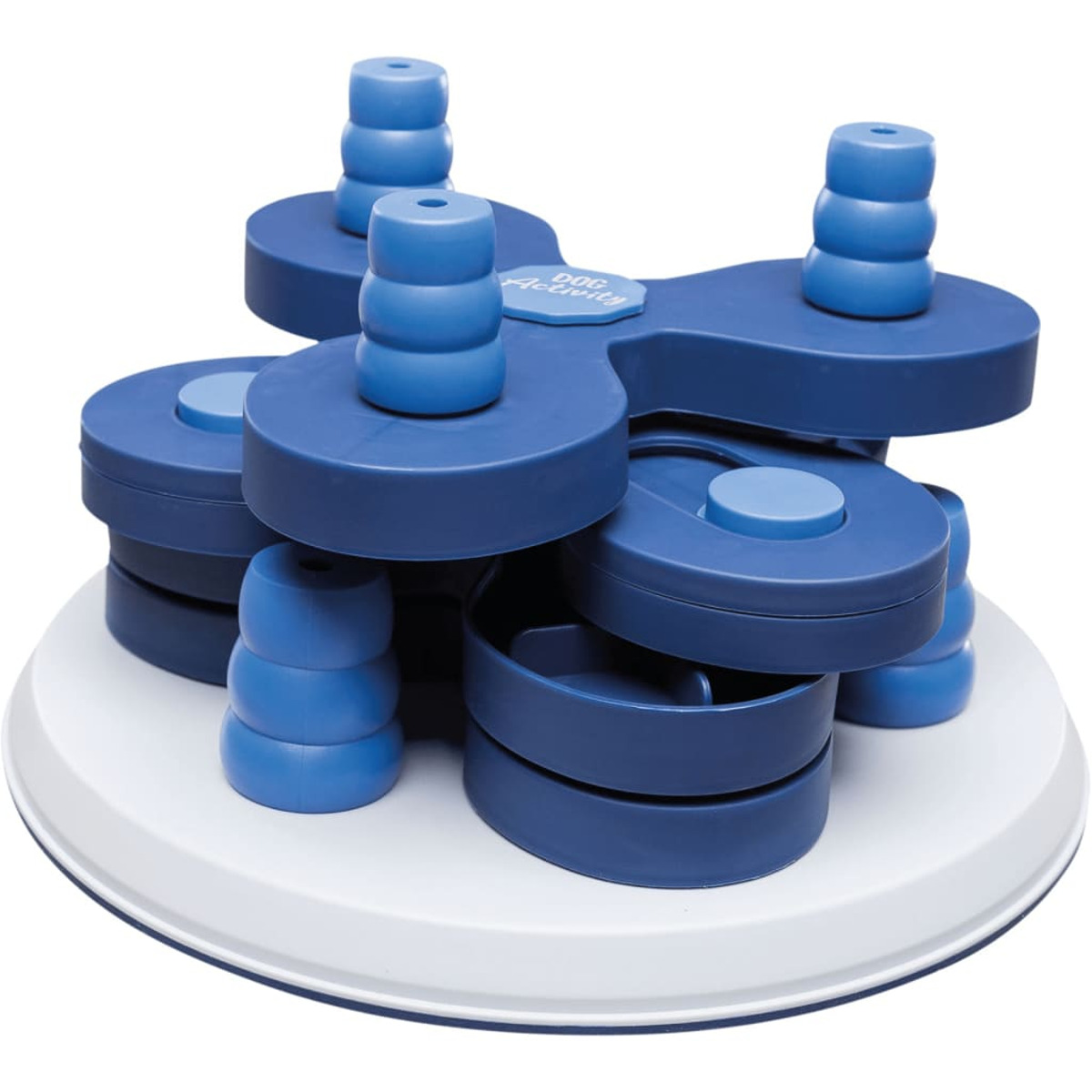 Puzzle di attività per cani blu. Ha torri e dischi rotanti. Base bianca.