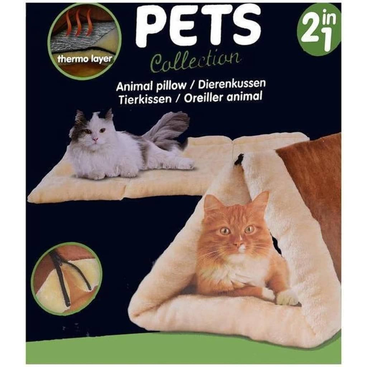 Gatti su lettino per animali domestici. Gatto bianco a sinistra, arancione a destra. Etichetta: Pets Collection.