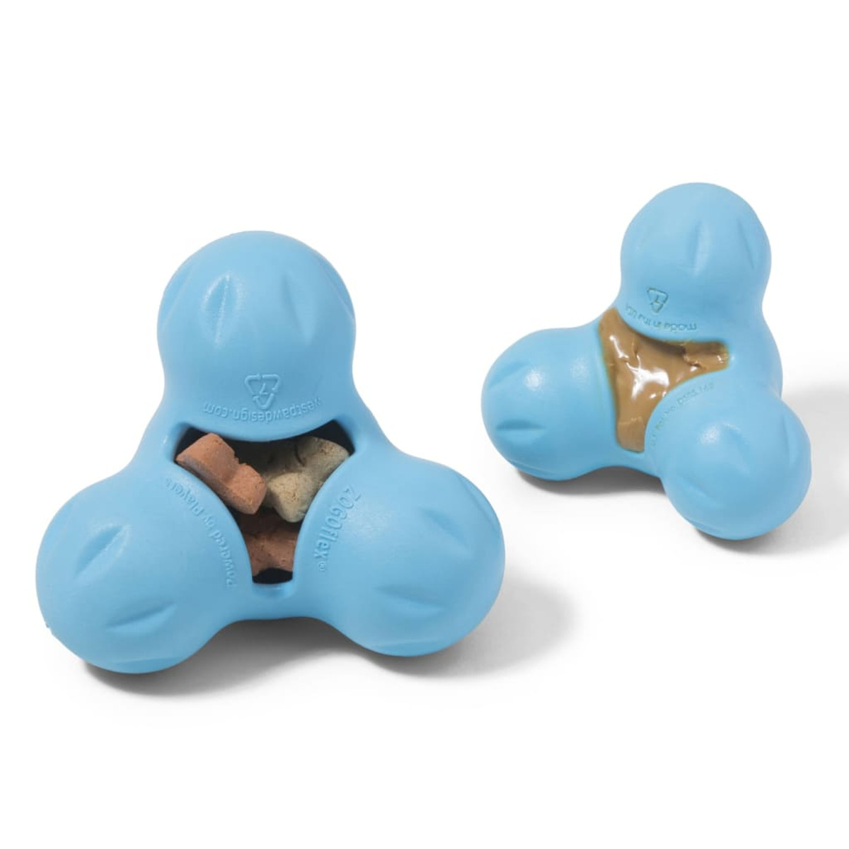 Due giocattoli blu per cani a forma di tre sfere.