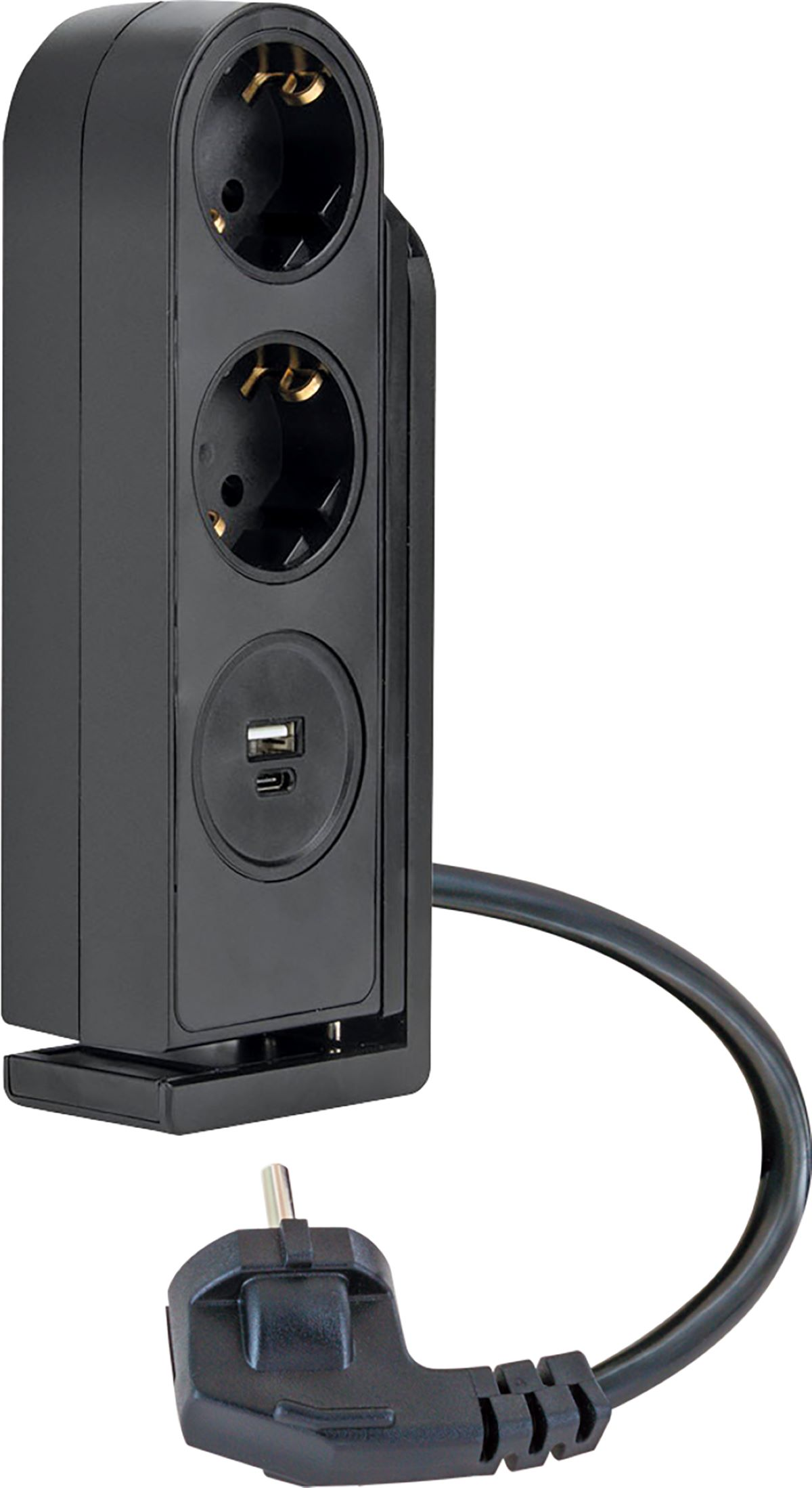 Schwarze Steckdosenleiste. Sie hat drei Steckdosen und einen USB-Anschluss. Der Stecker ist abgewinkelt.