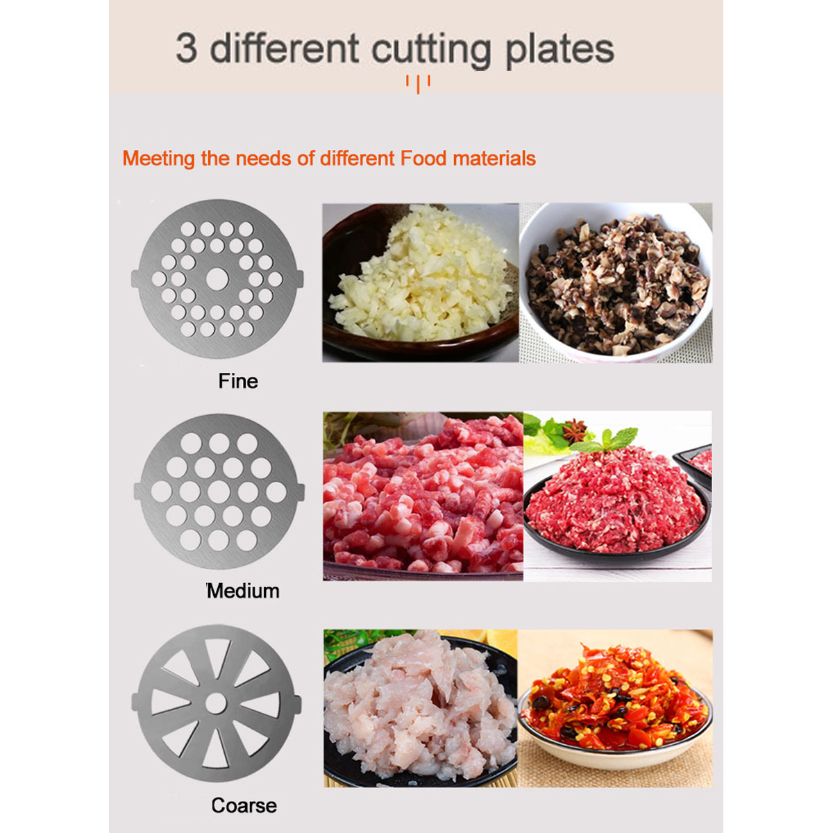 Drei Schneidplatten und Lebensmittel. Fein, mittel und grob mit gehacktem Knoblauch, Fleisch und Chili.