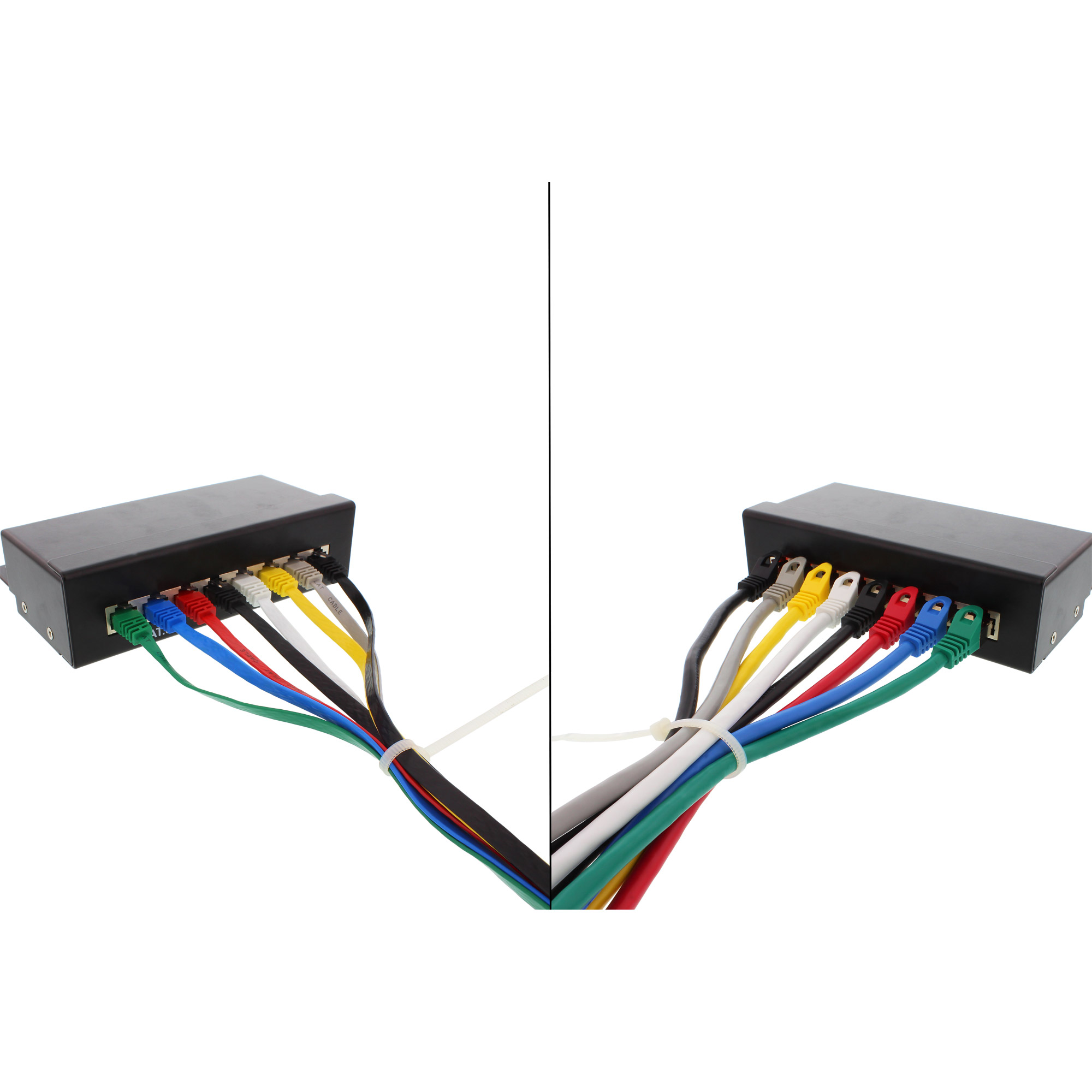 Deux boîtiers noirs avec plusieurs câbles Ethernet colorés connectés et regroupés. Le fond est blanc.