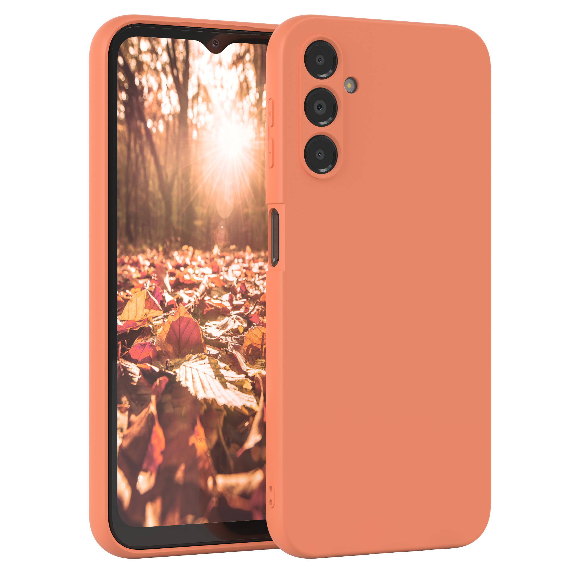Eine orangefarbene Handyhülle bedeckt ein Smartphone; ein Hintergrund mit Herbstlaub ist sichtbar.