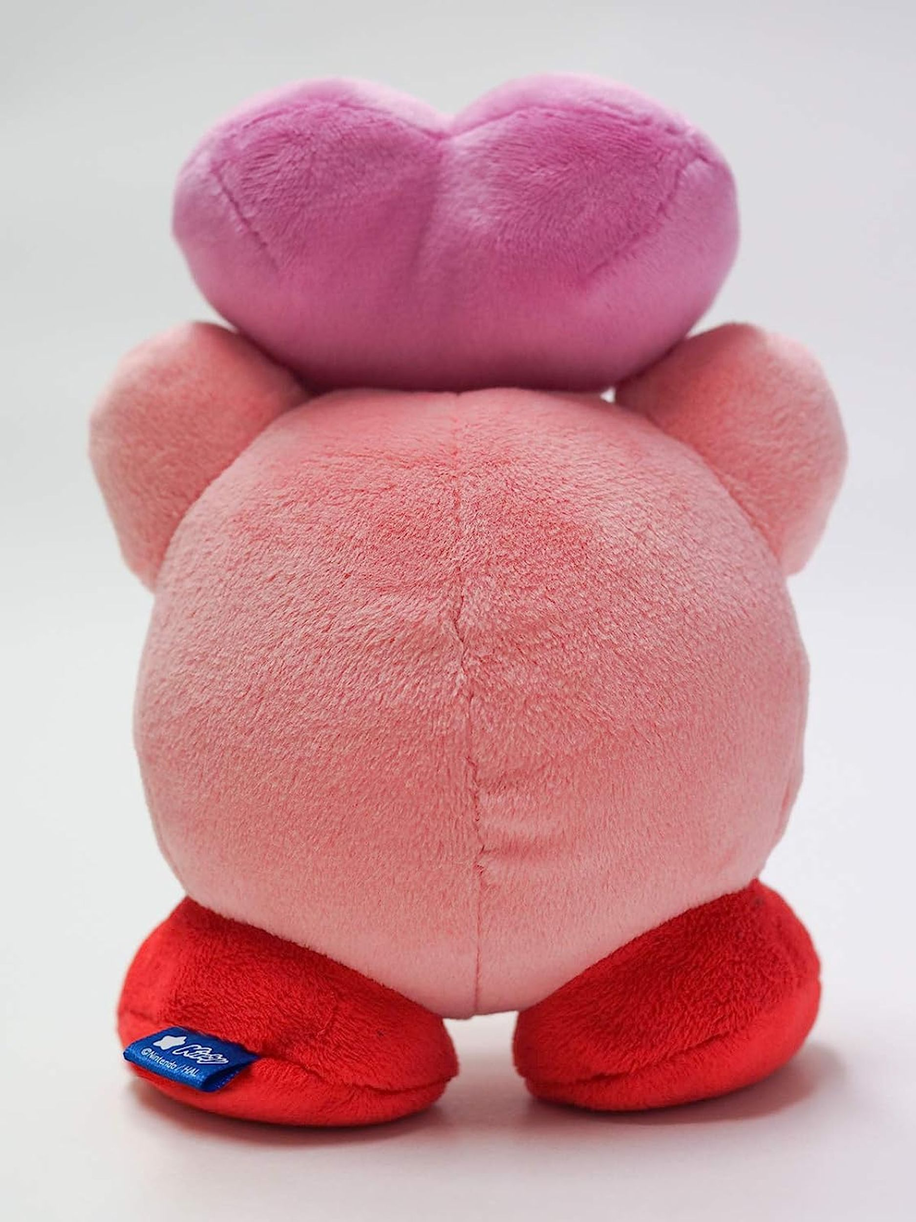 NINTENDO Kirby mit Herz Plüschfigur