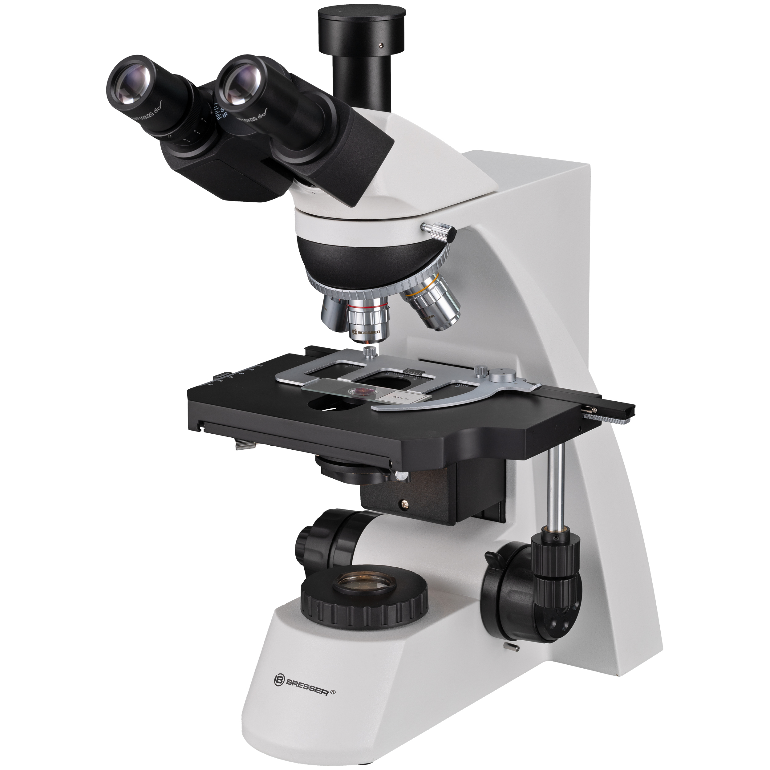 Un microscopio blanco con oculares duales, lentes y una platina.