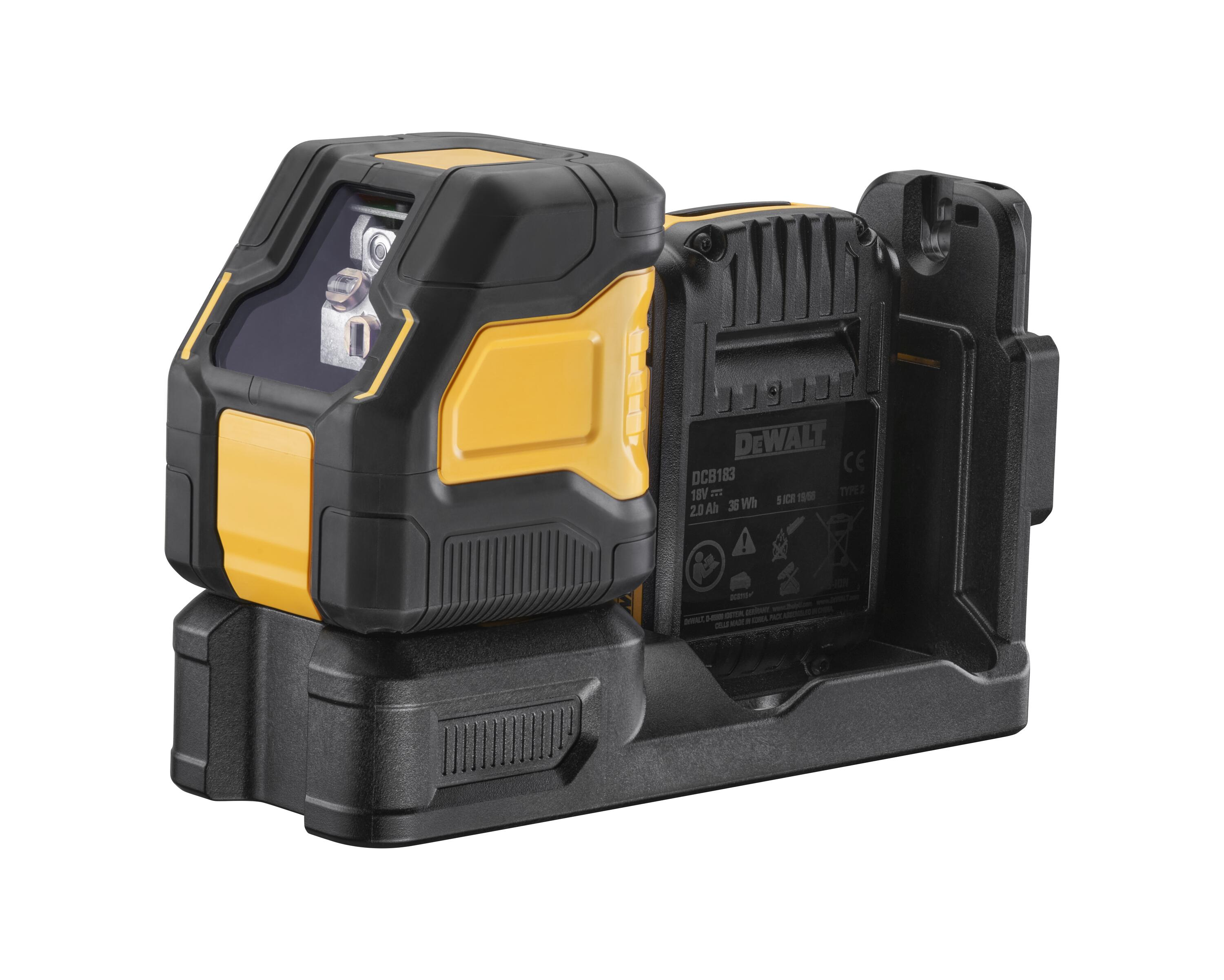 Gelb-schwarzes DeWalt-Laser-Nivelliergerät auf schwarzer Basis, isoliert.