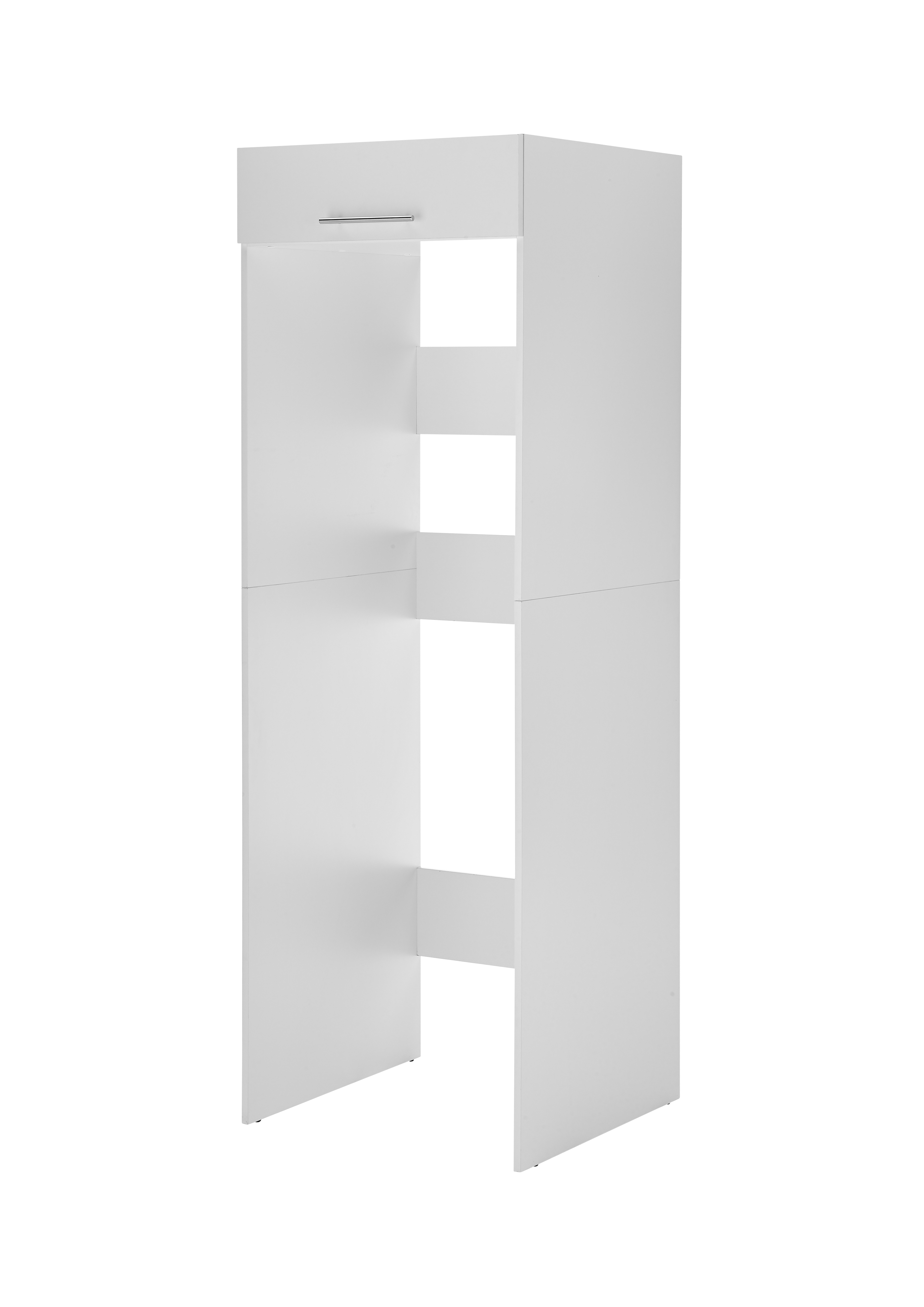 Ein hoher, weißer Schrank mit Regalen und einer Schublade, isoliert.