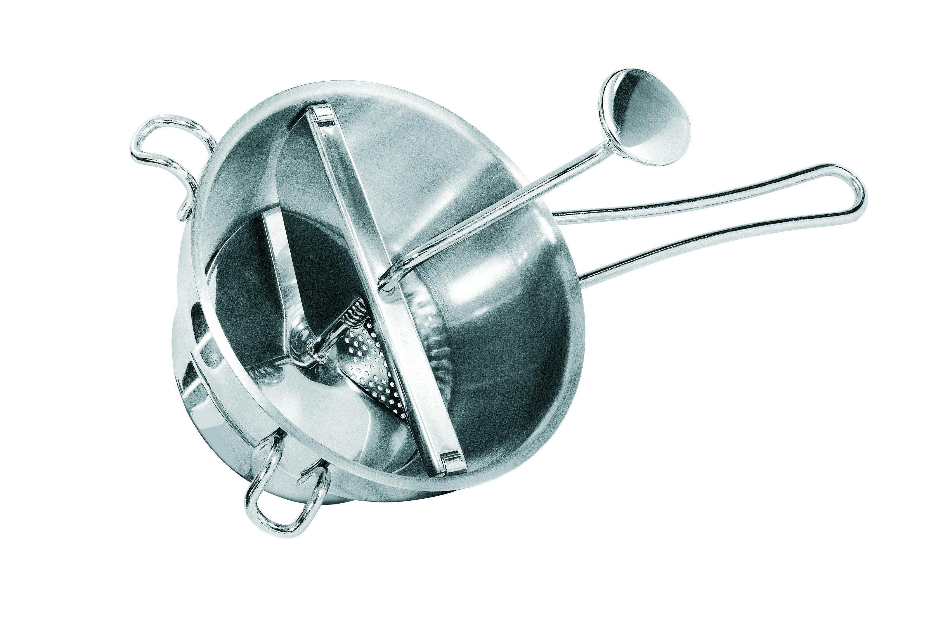 Edelstahl-Passiermühle mit Schöpflöffel und Separator. Weißer Hintergrund, schräge Ansicht.