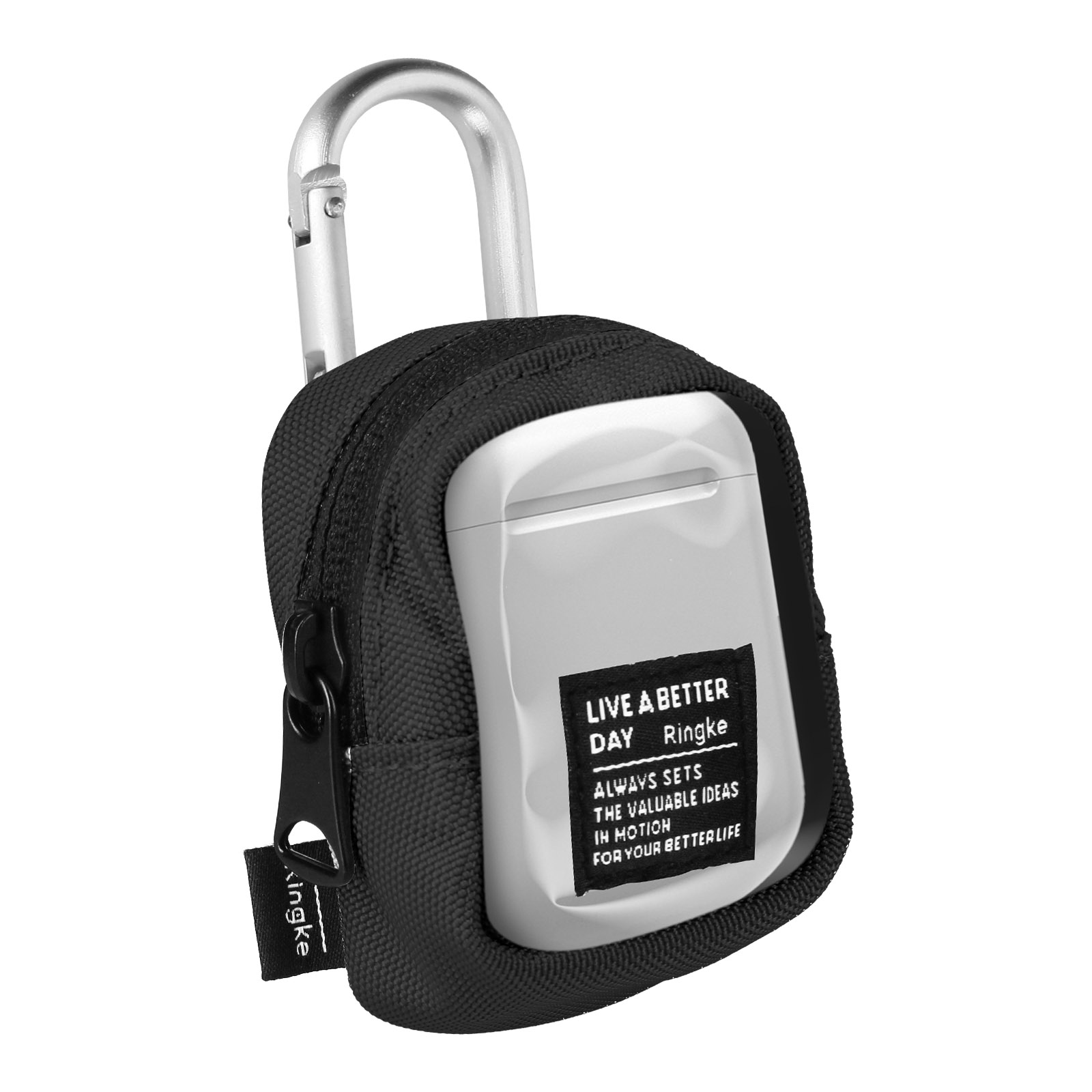 Eine schwarze Tasche mit silbernem Karabinerhaken und weißer Hülle mit Text.