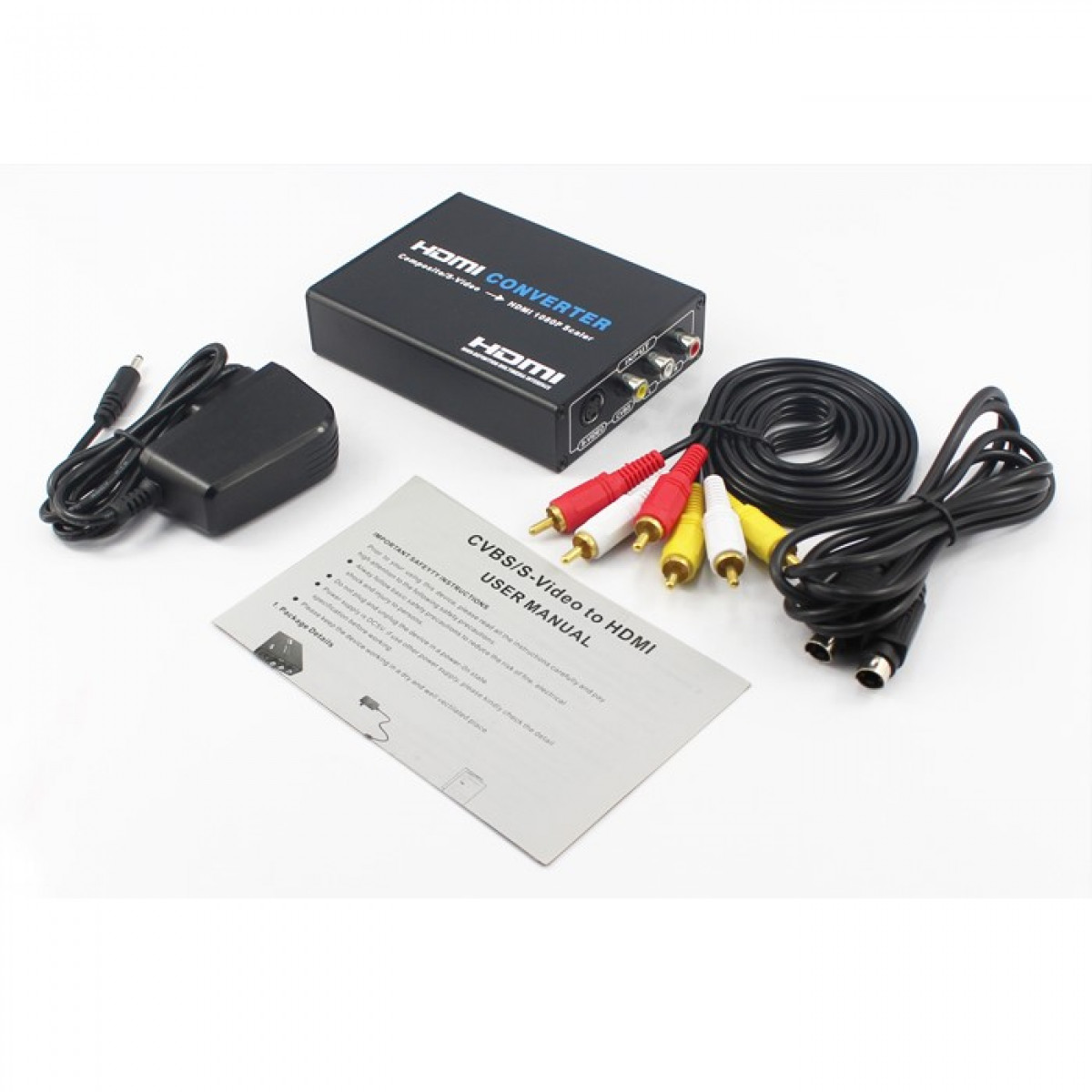 Konwerter HDMI na CVBS/S-Video z kablami, zasilaczem i instrukcją obsługi na białej powierzchni.