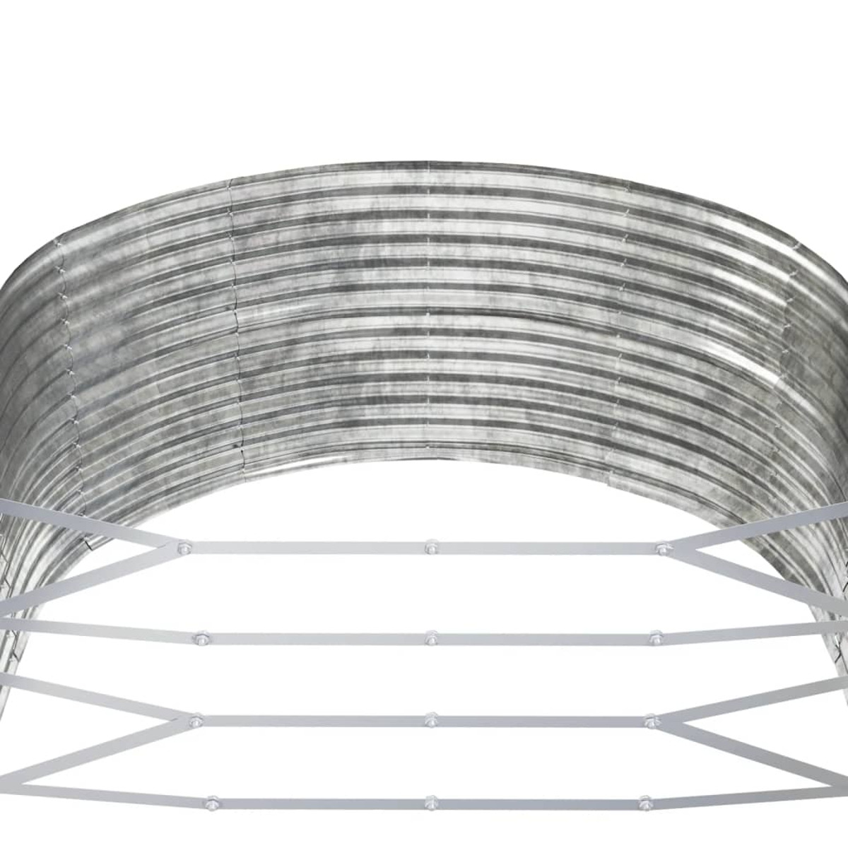 Gewölbter Metallfensterschacht mit Metallrahmen, von oben betrachtet.