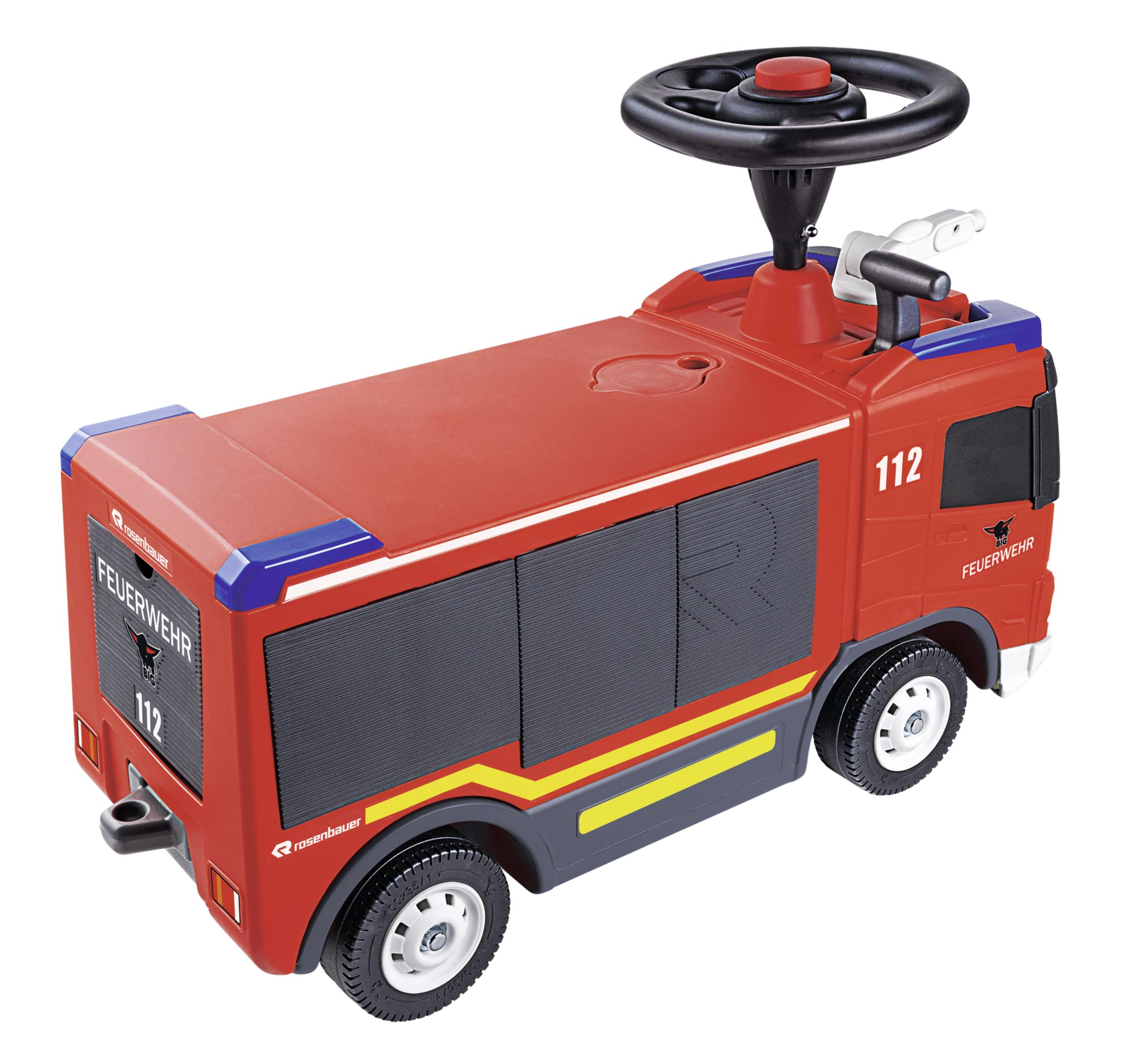 Roter Spielzeug-Feuerwehrwagen. Er hat ein Lenkrad und eine Wasserkanone. Weißer Hintergrund.