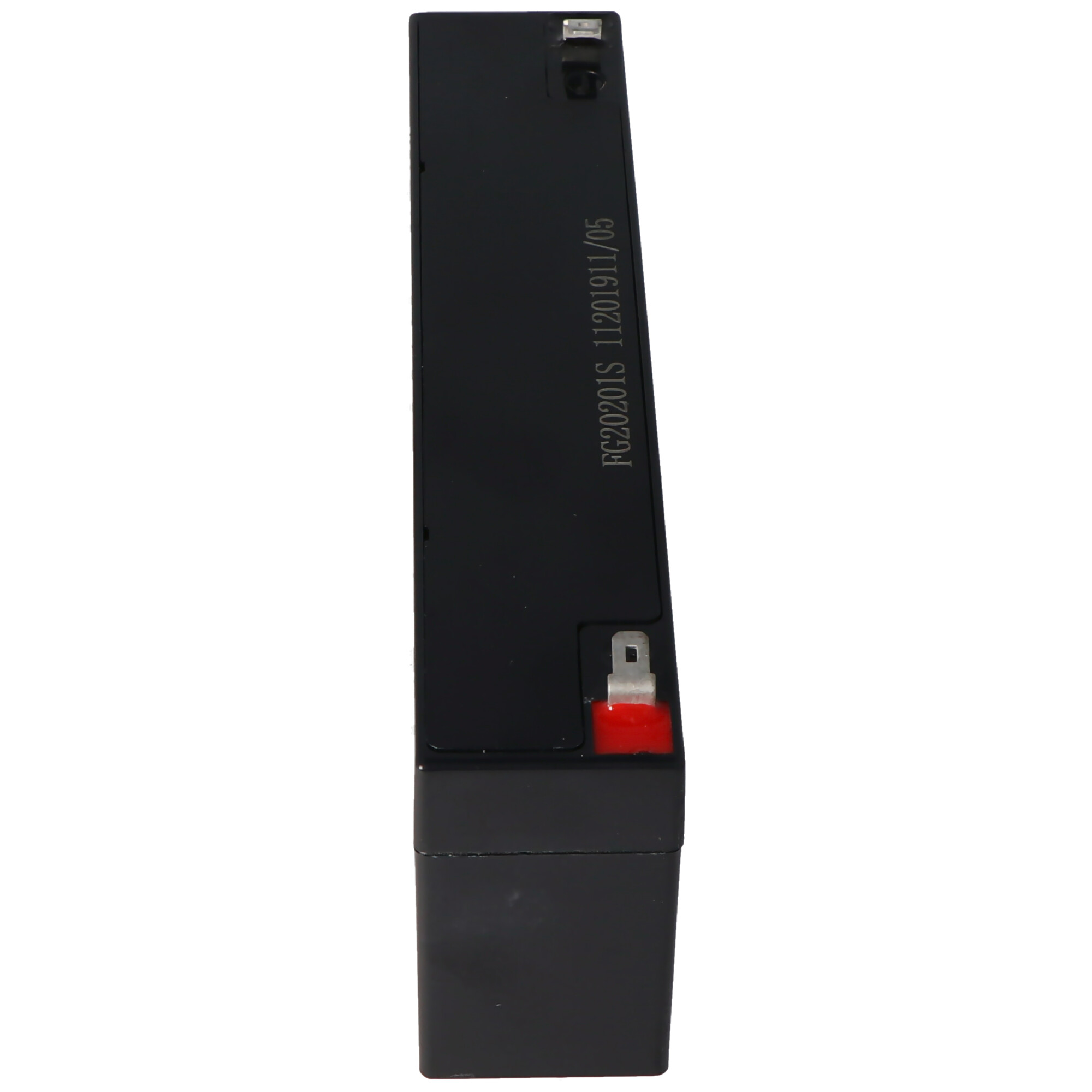 Eine kleine, schwarze rechteckige Batterie mit zwei Anschlüssen. Die Oberfläche hat Text.