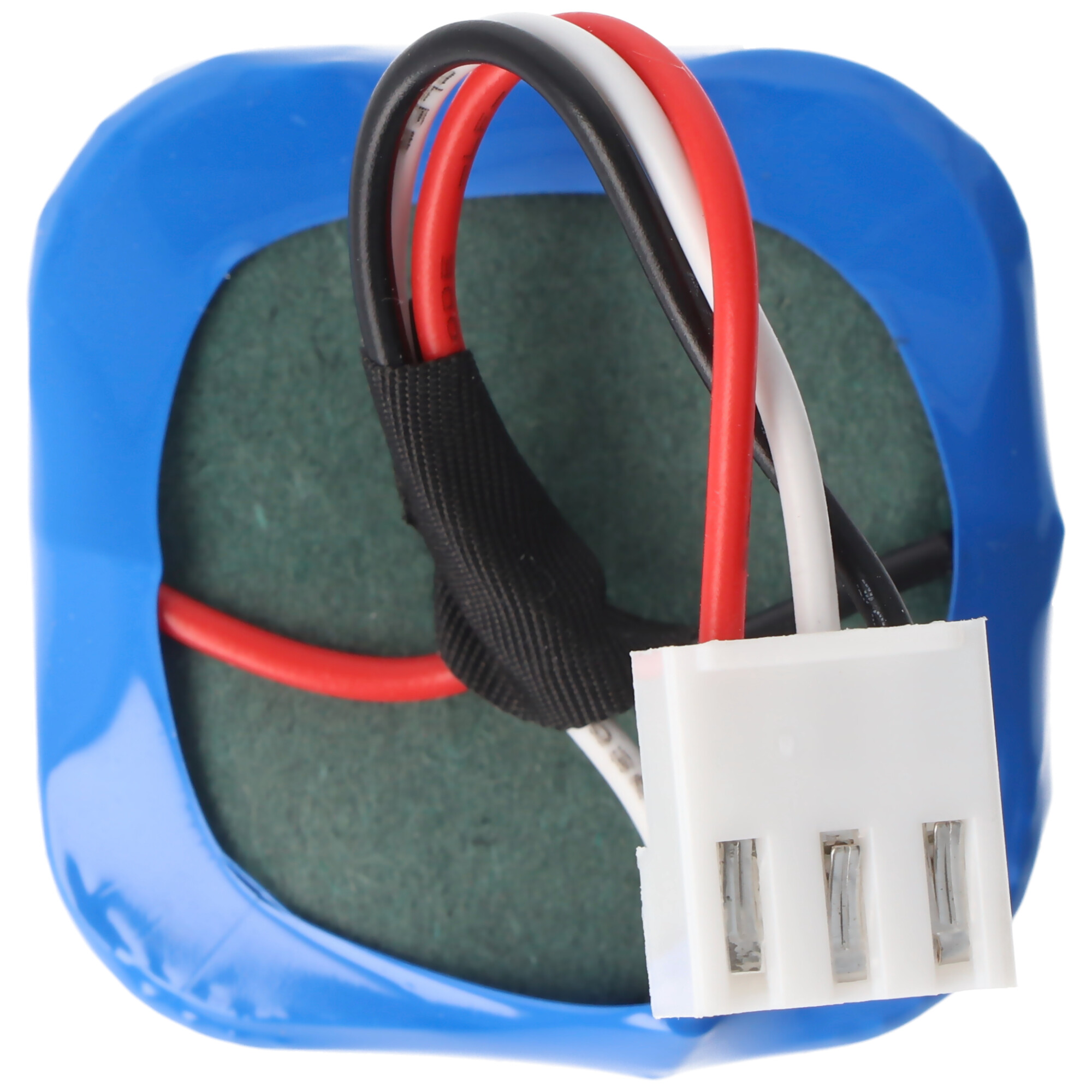 Ein blauer Akku-Pack mit schwarzen, roten und weißen Drähten, die mit einem weißen Stecker verbunden sind.