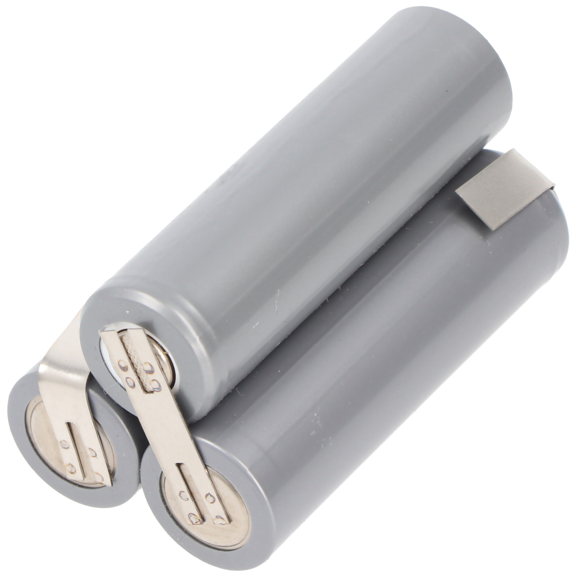 Drei graue zylindrische Batterien sind zusammengefasst, wobei die Pluspole sichtbar sind.