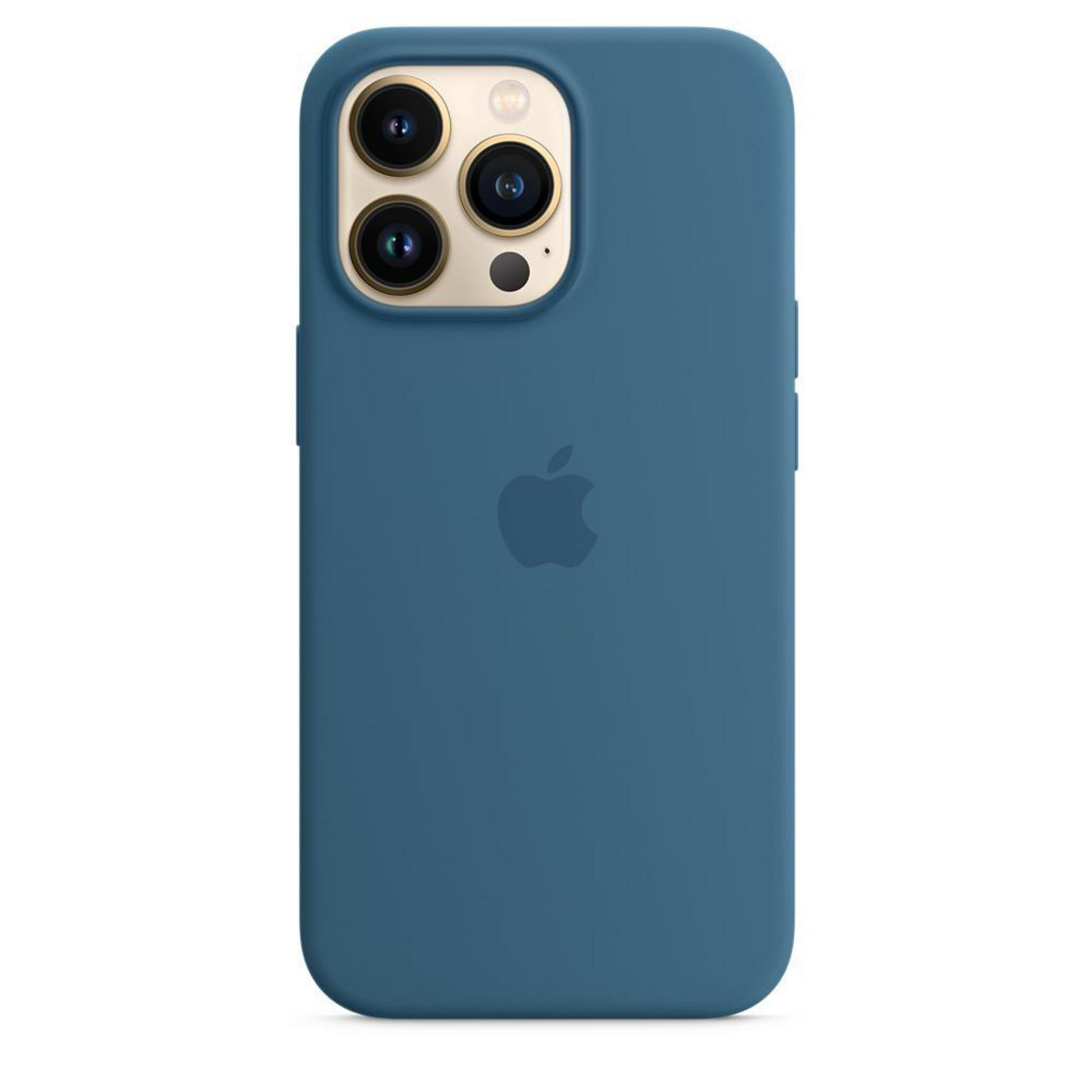 Una custodia blu per telefono con logo Apple e tre obiettivi.